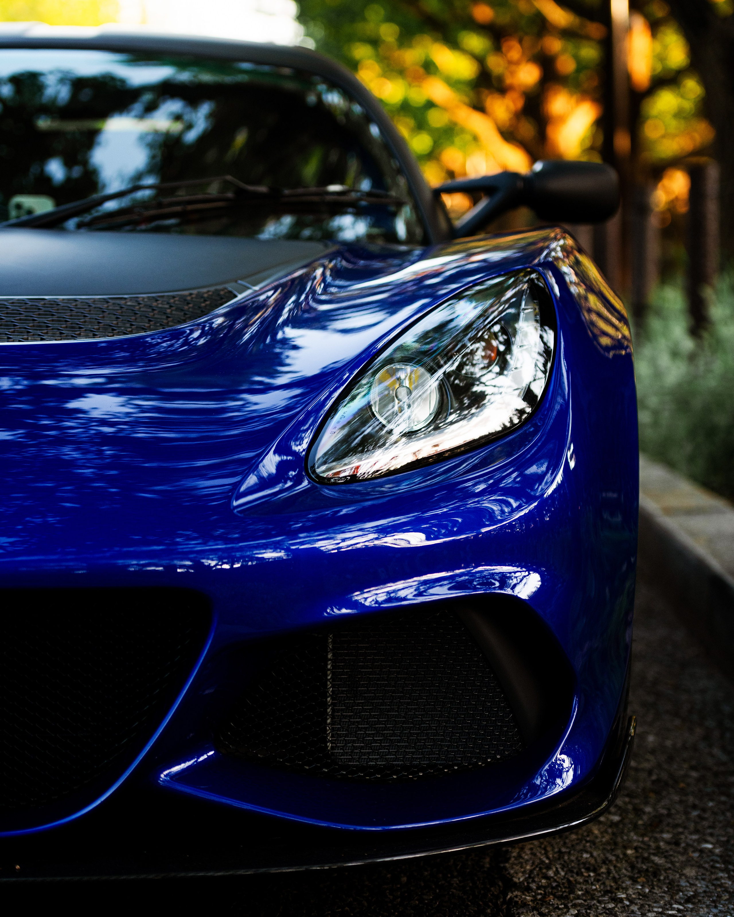 Cars in Tokyo. Photographer in Tokyo Anatolii Ozarto