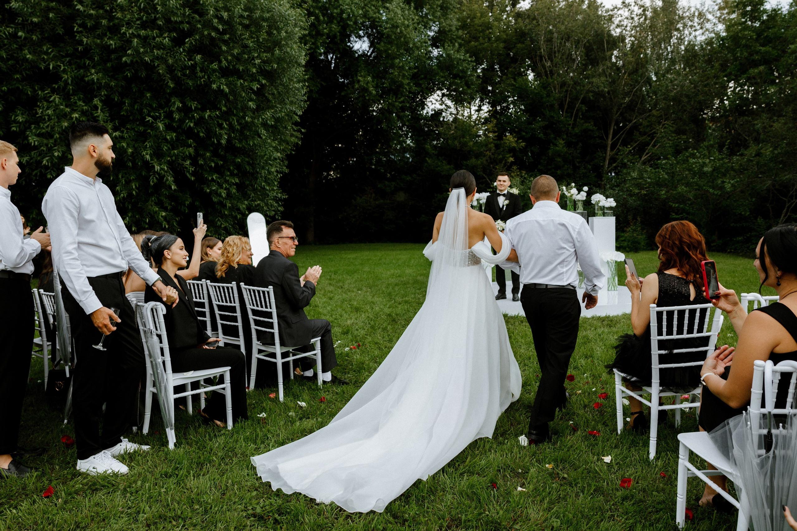 Артур и Лена. Зал Мечты. Свадебный фотограф Балчугова Мария Екатеринбург
