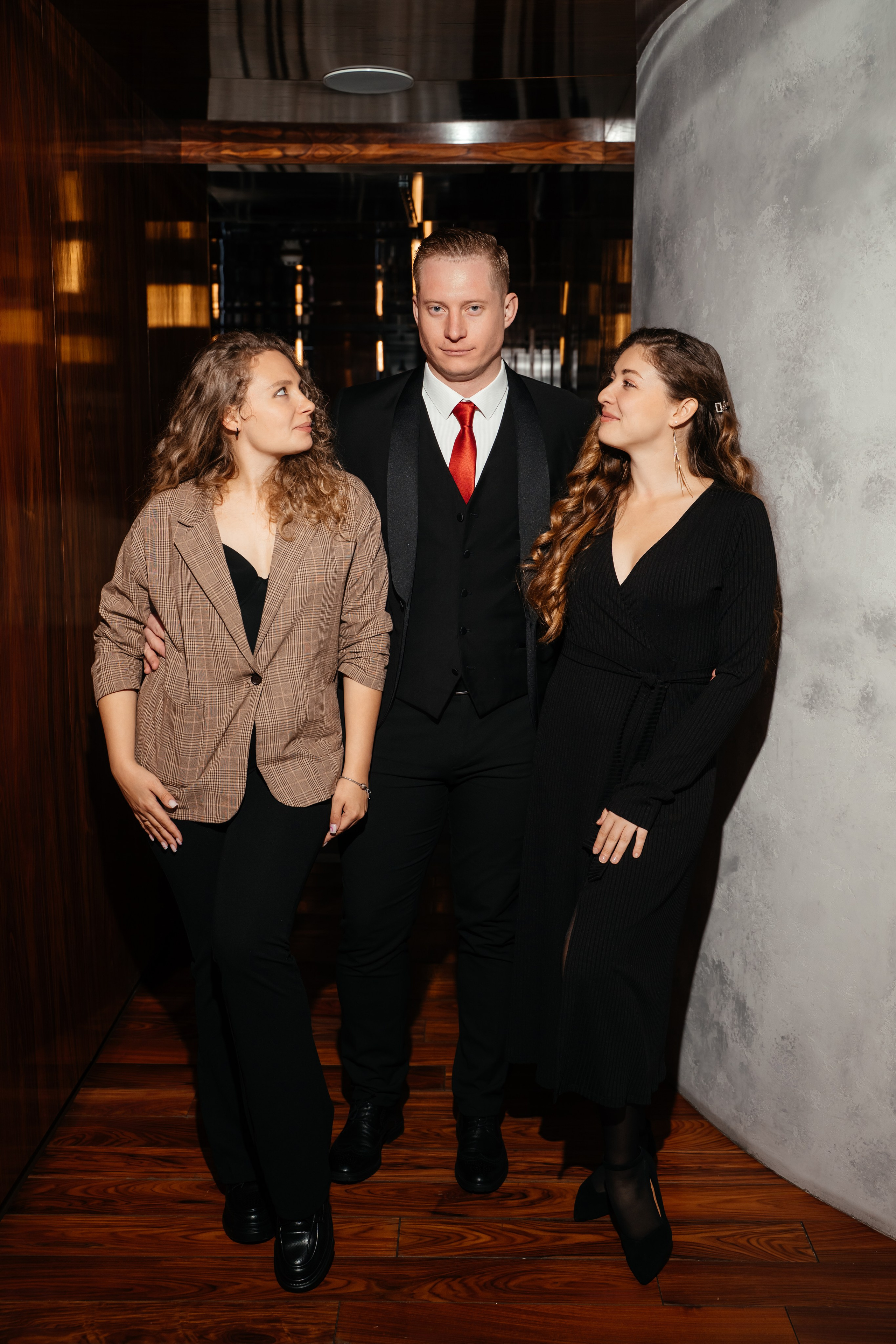 8 марта (суббота). BENUAR Restaurant