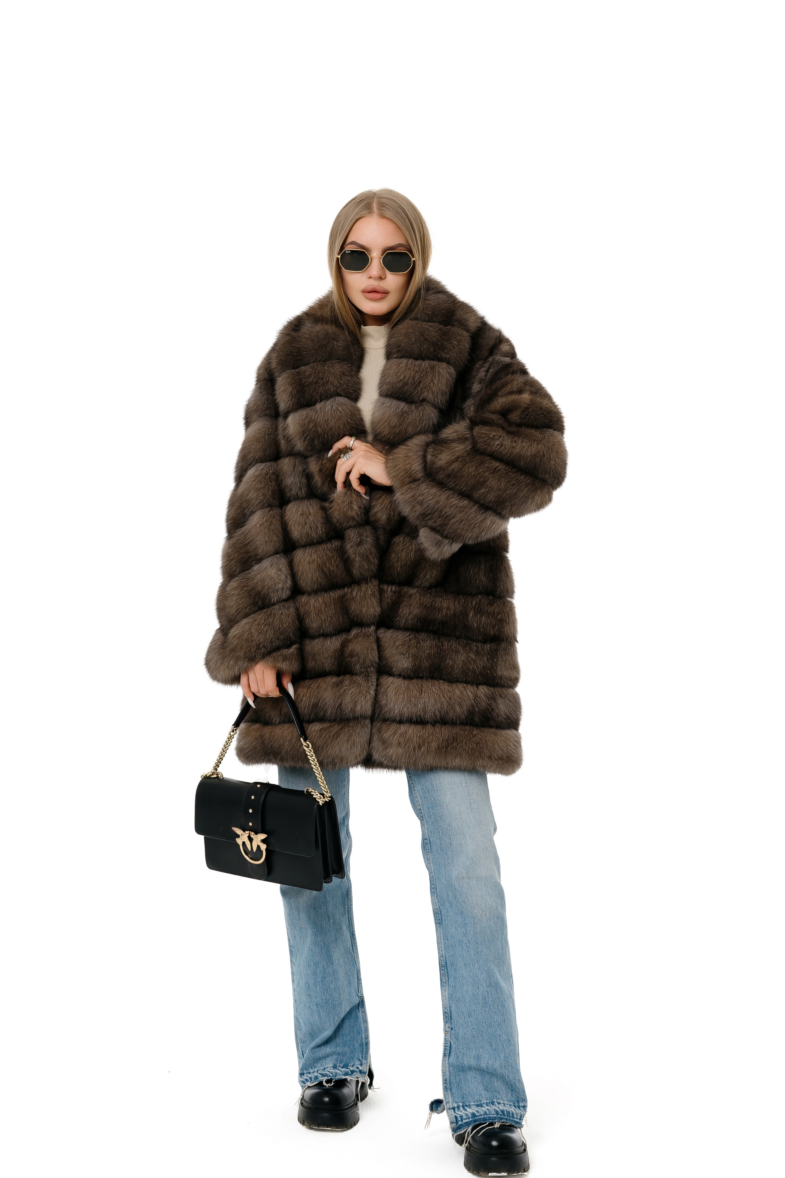 AmeliFurs. Anna Tolstova