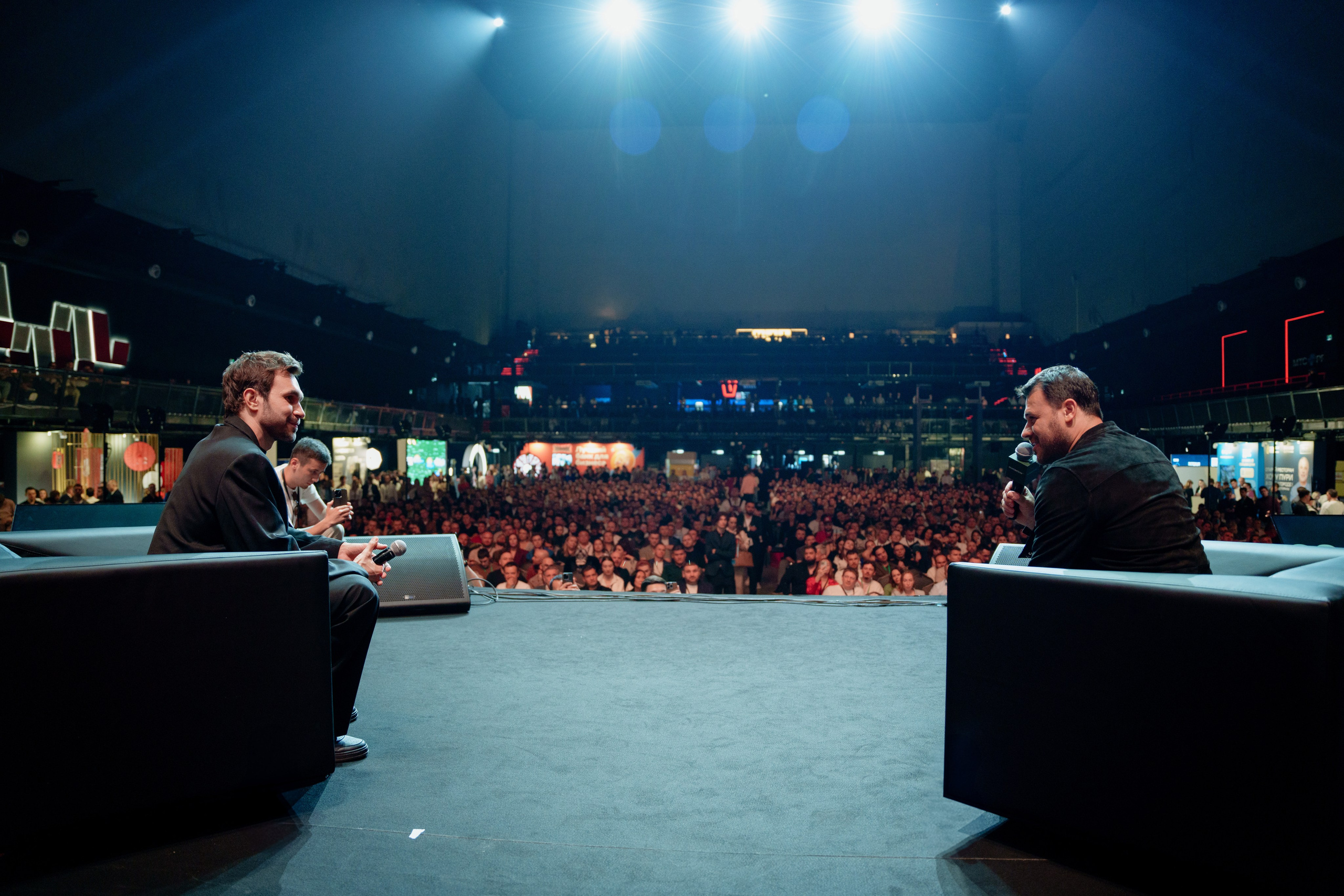 Фотограф на самую большую бизнес конференцию в России. Репортажный фотограф Москва Сергей Дружинин