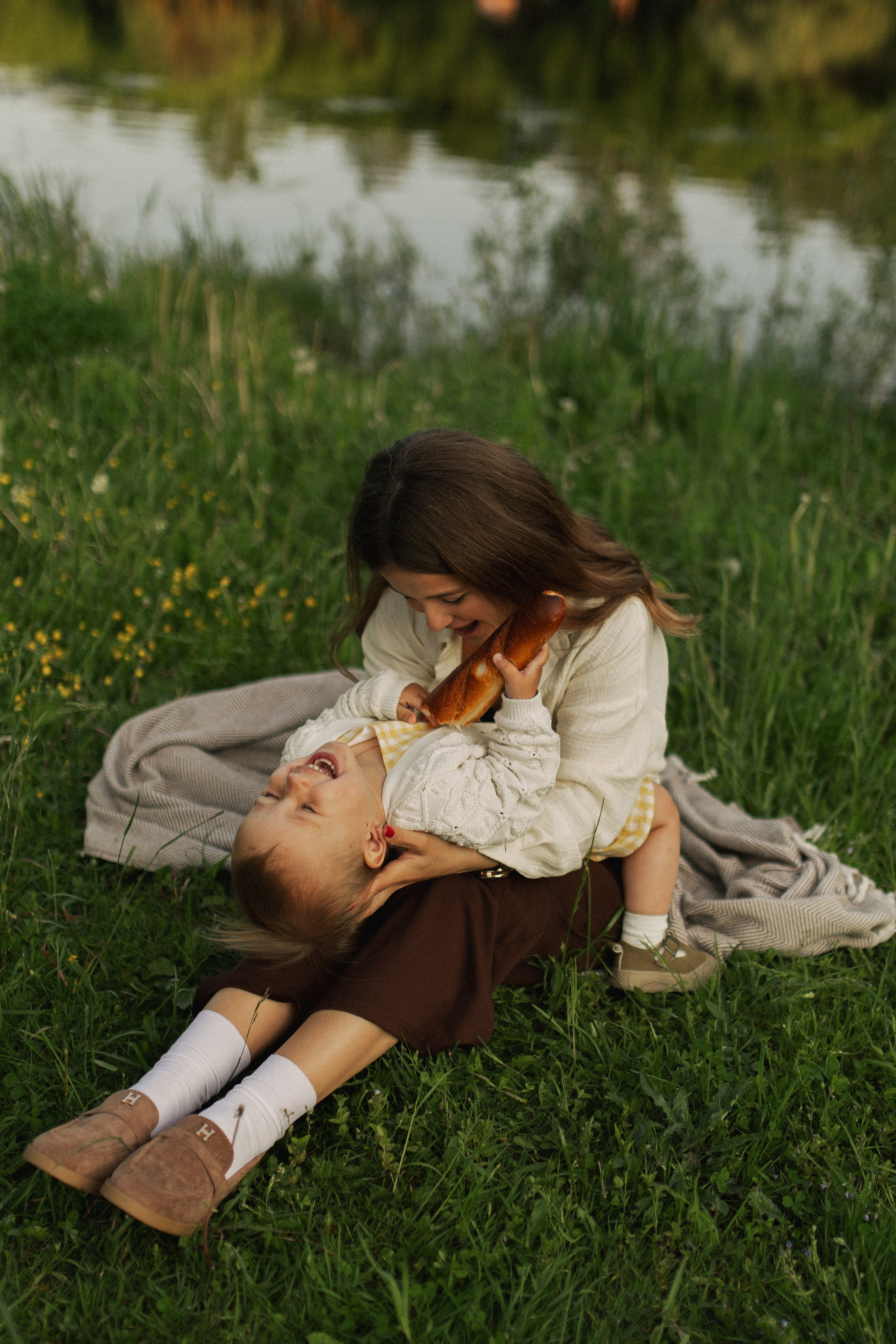 Лола и Софи. Главная