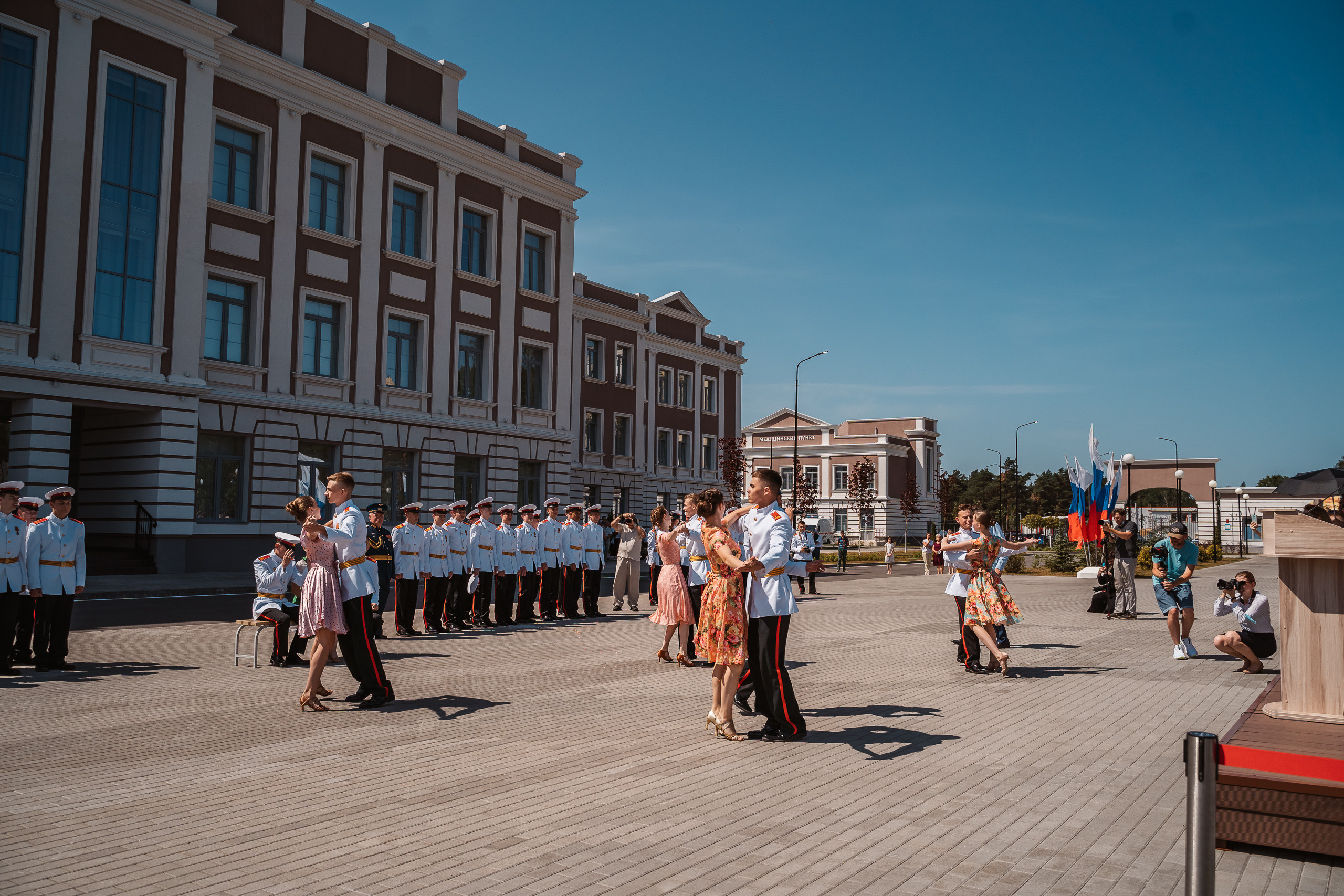 Выпускной. Фотограф Леонид Смирнов | Репортажи | Автосъемки | Выпускные