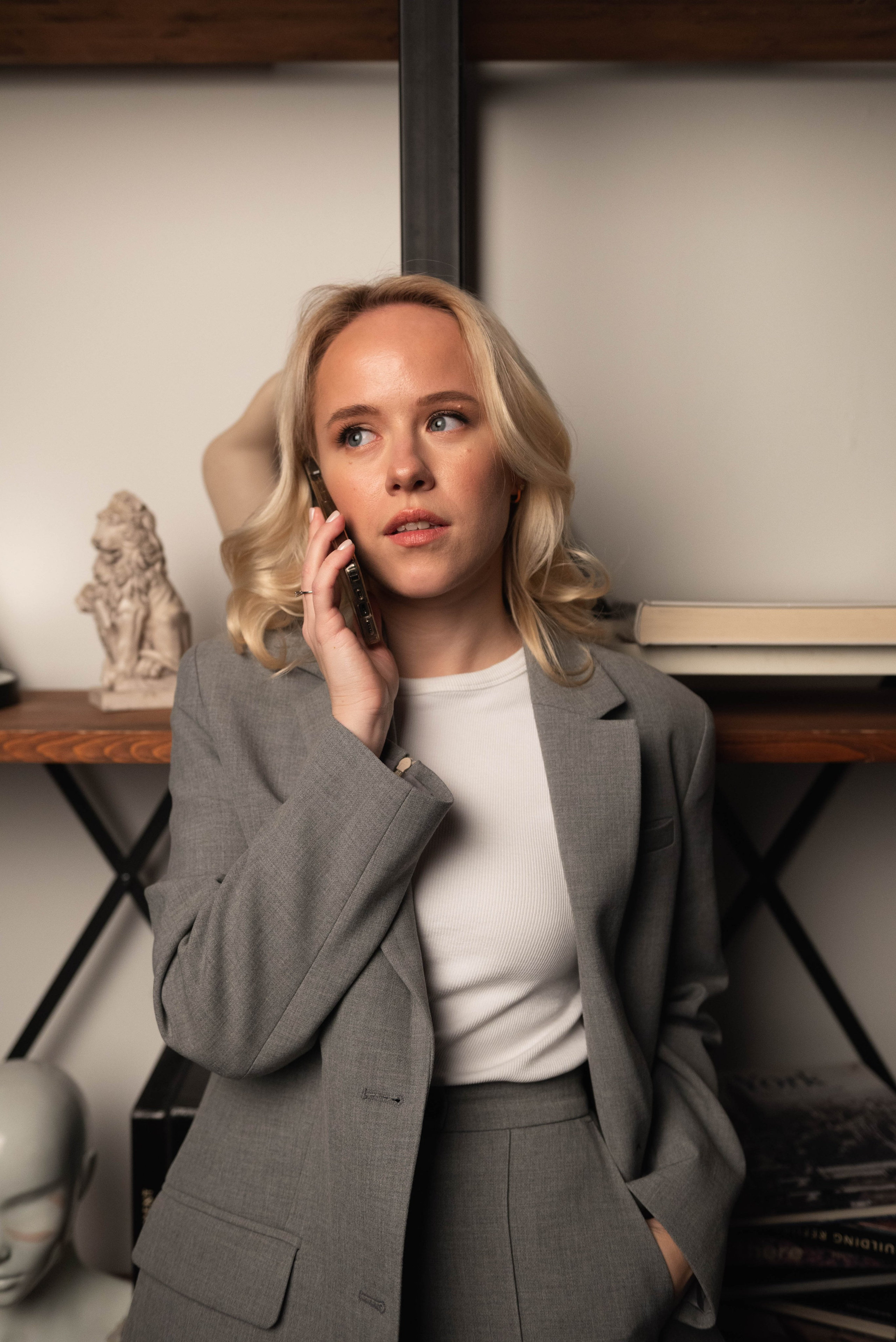 Полина Возиян (съемка для блога юриста @ation.law). Фотограф Москва Настя Профотовна. Репортажные, свадебные и контент фотосессии