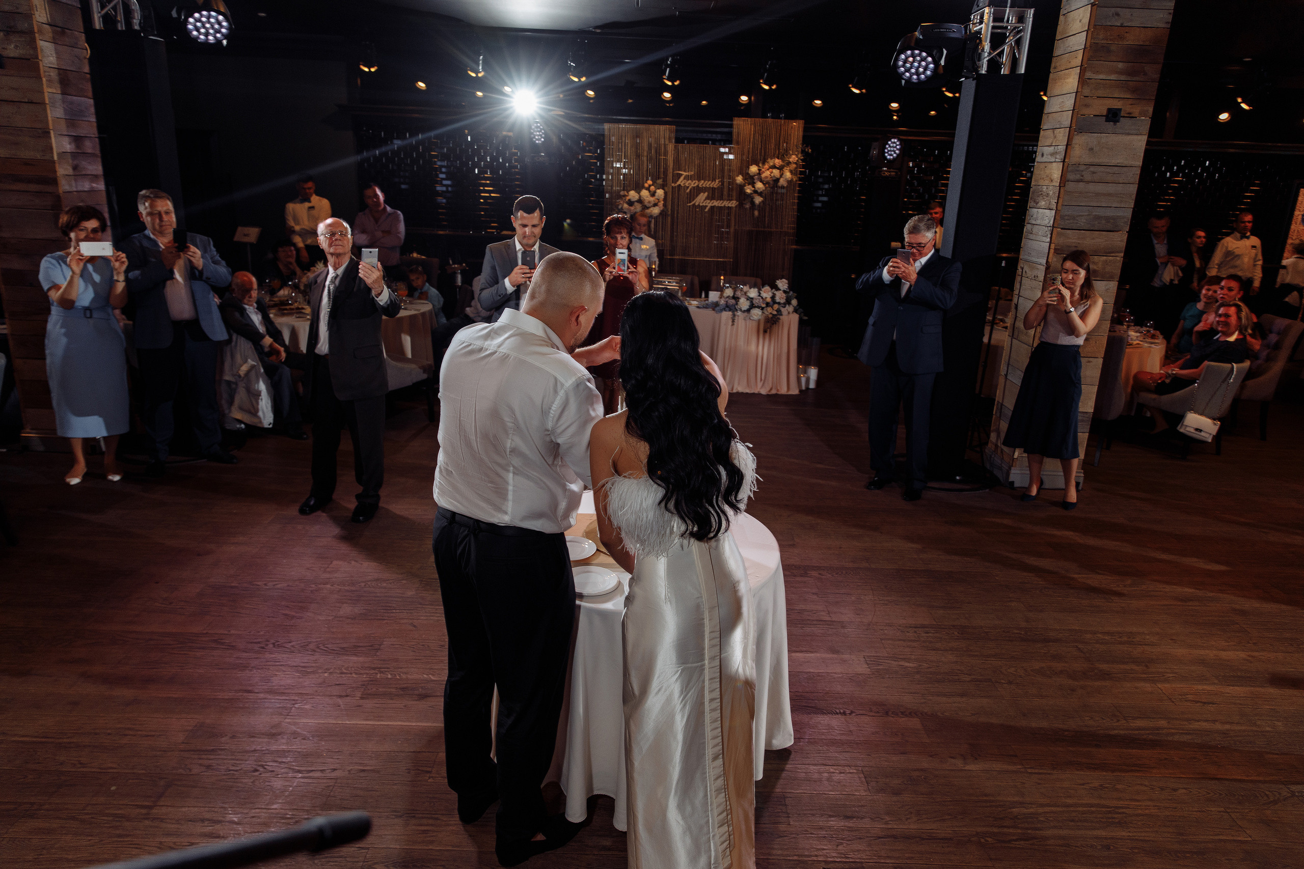 Красотка и брутал. Свадебный фотограф москва