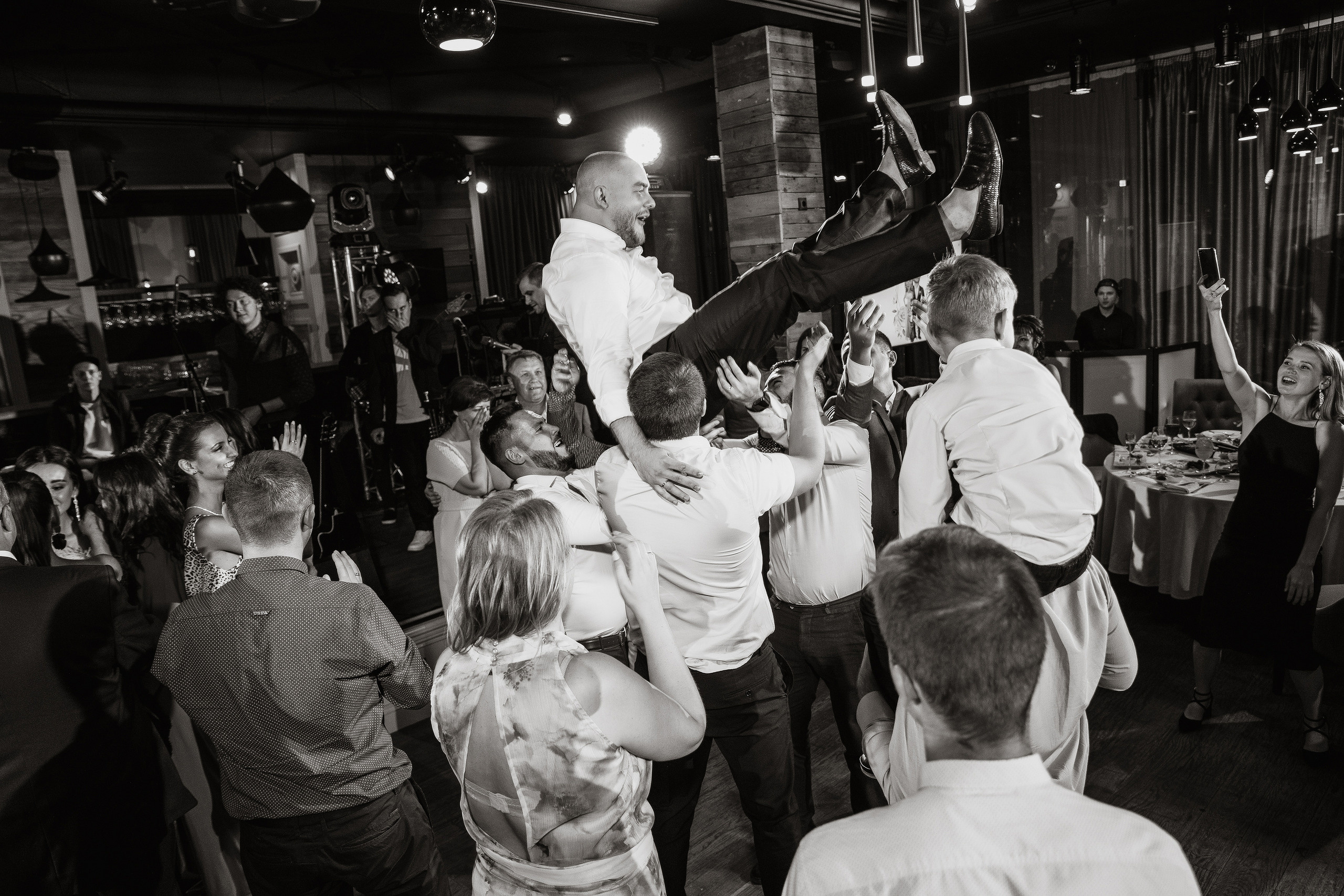 Красотка и брутал. Свадебный фотограф москва