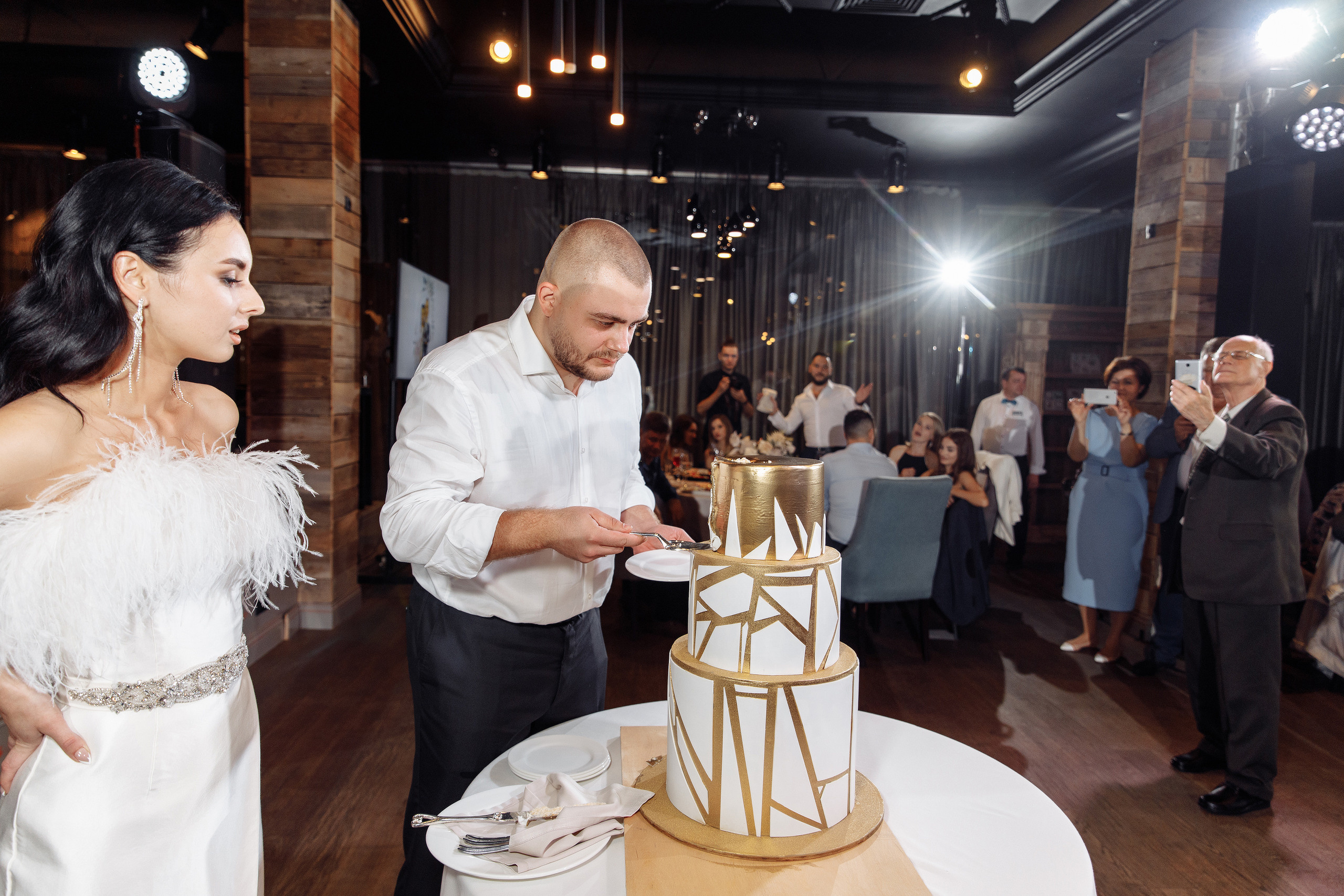Красотка и брутал. Свадебный фотограф москва