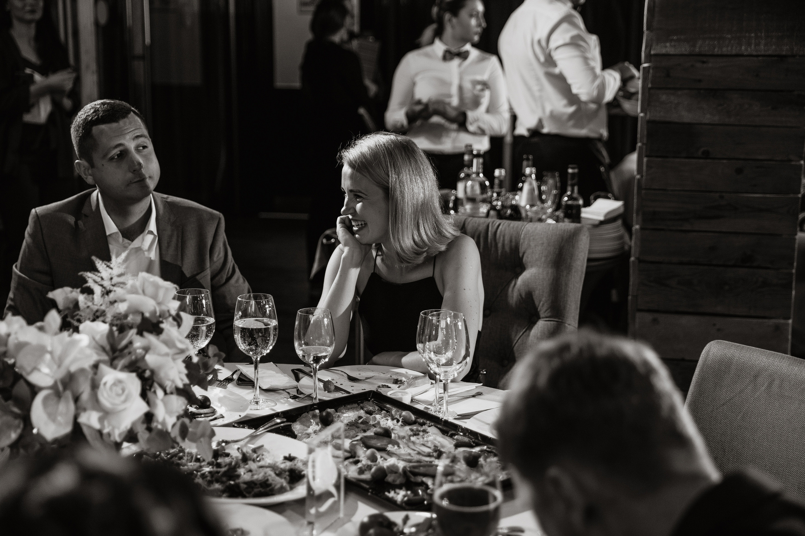 Красотка и брутал. Свадебный фотограф москва