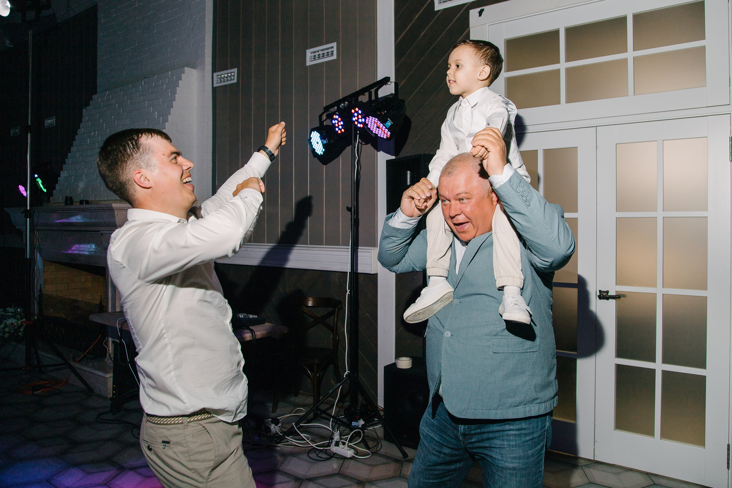 День Лизы и Артёма. 1.05.22. Свадебный фотограф Москва Воронеж Ленкова Ксения