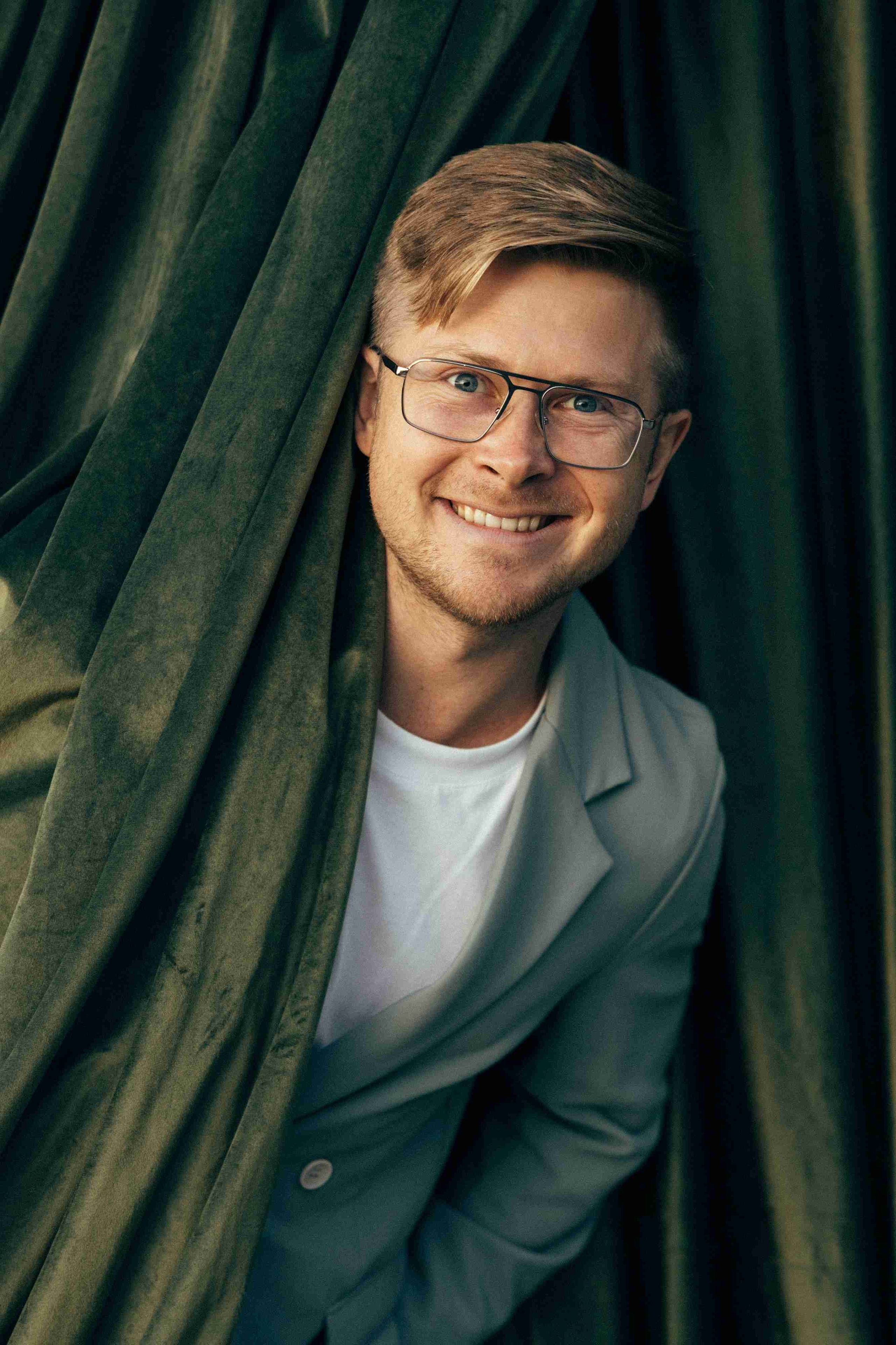 Ведущий Кудлай. Подрядчики и друзья сети свадебных площадок House for wedding