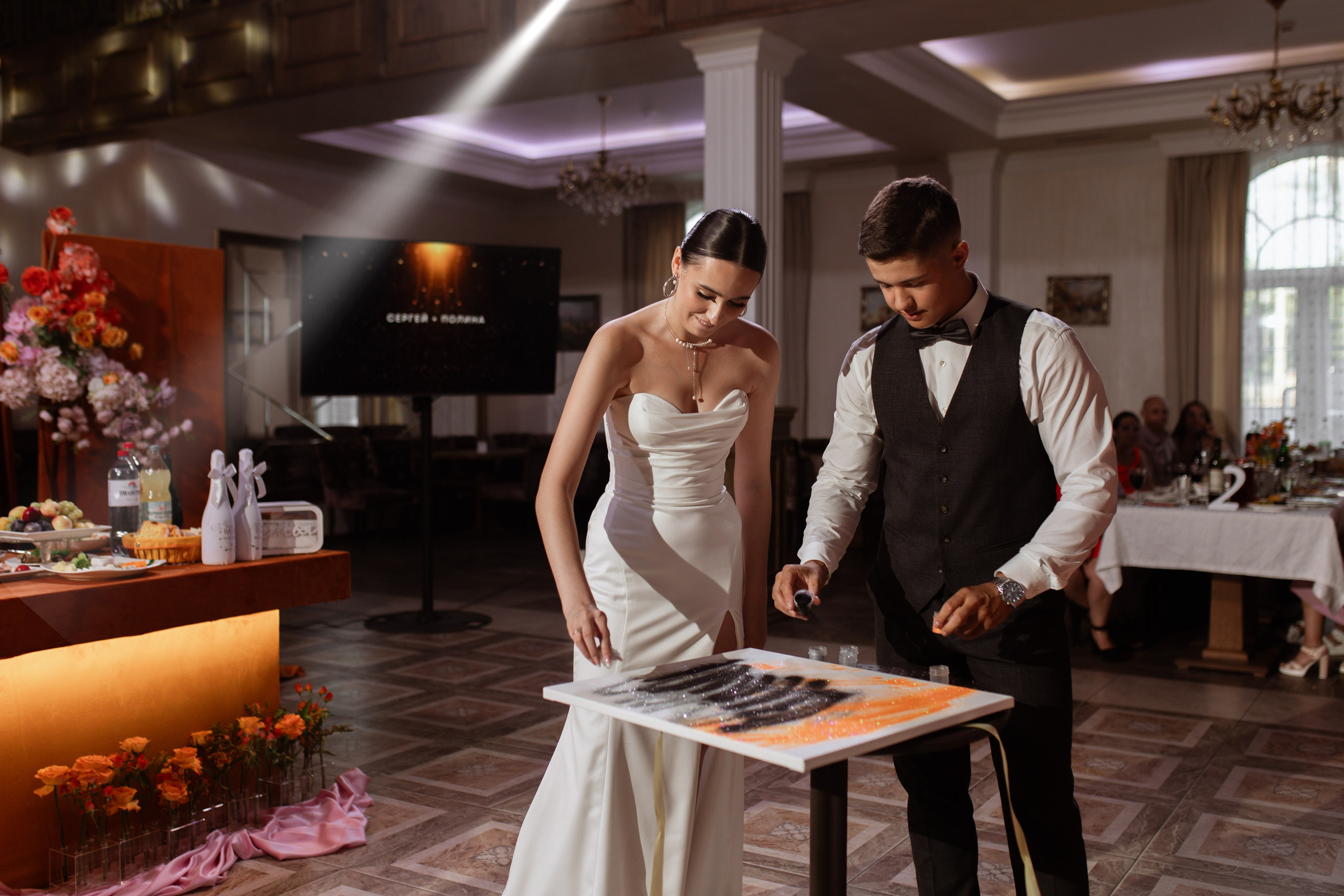 LoveLand: свадьба в тёплых оттенках 🧡. Свадебный фотограф Елена Рубцова