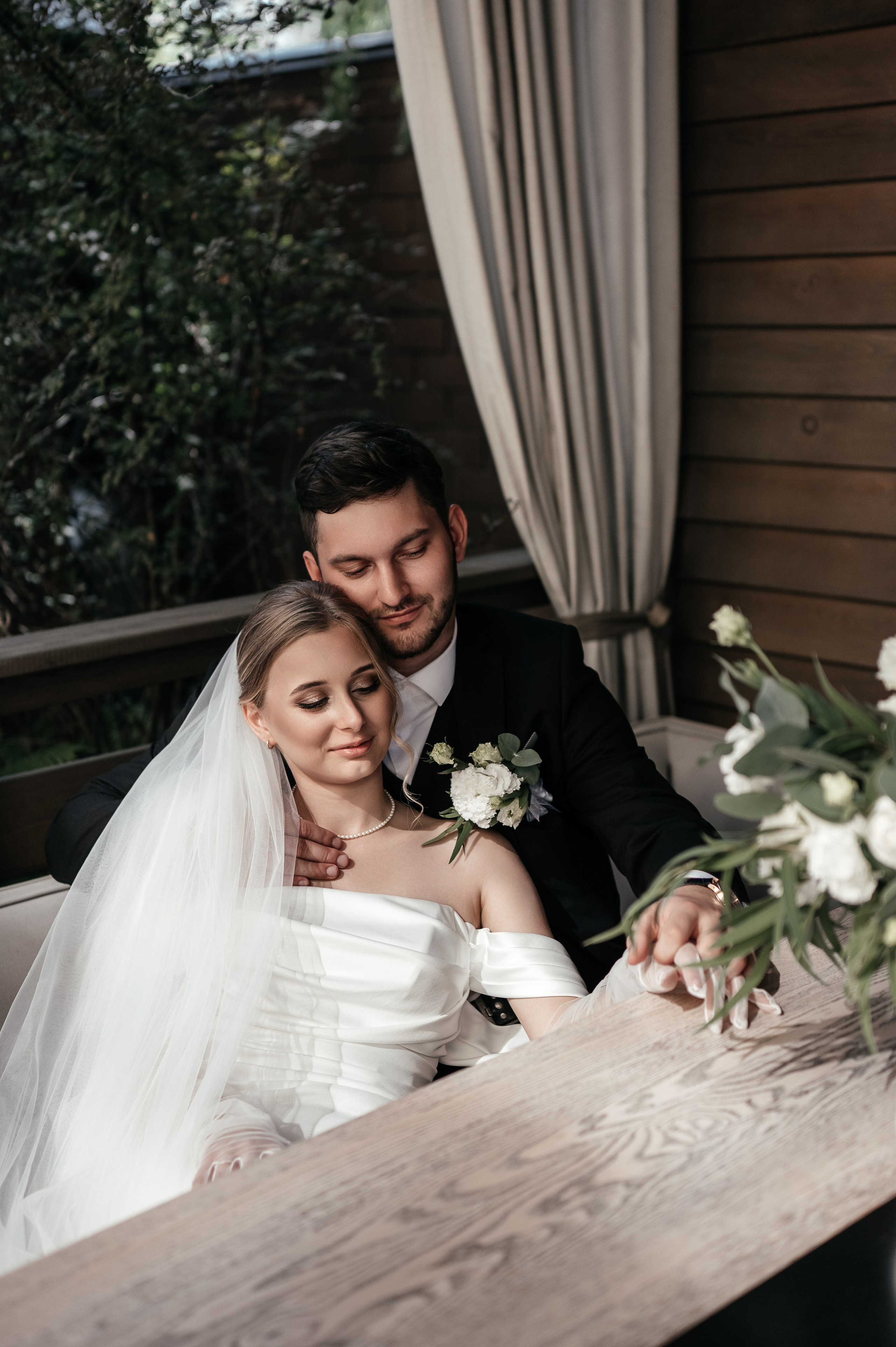 Даниил и Валерия. Черная утка. Полный день. Фотограф Екатерина Бочарникова