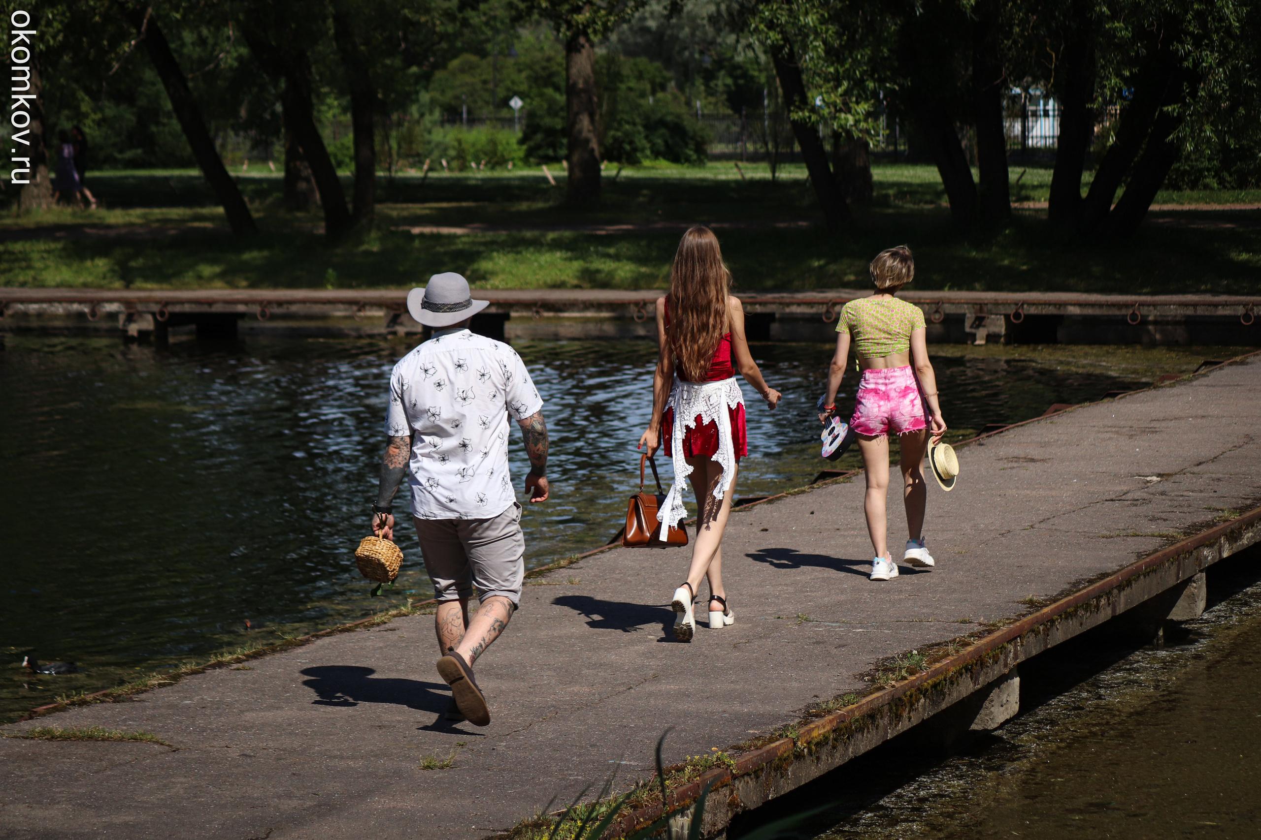 Показ образов на пирсе Московского парка Победы. Ивентный фотограф в Санкт-Петербурге Олег Комков