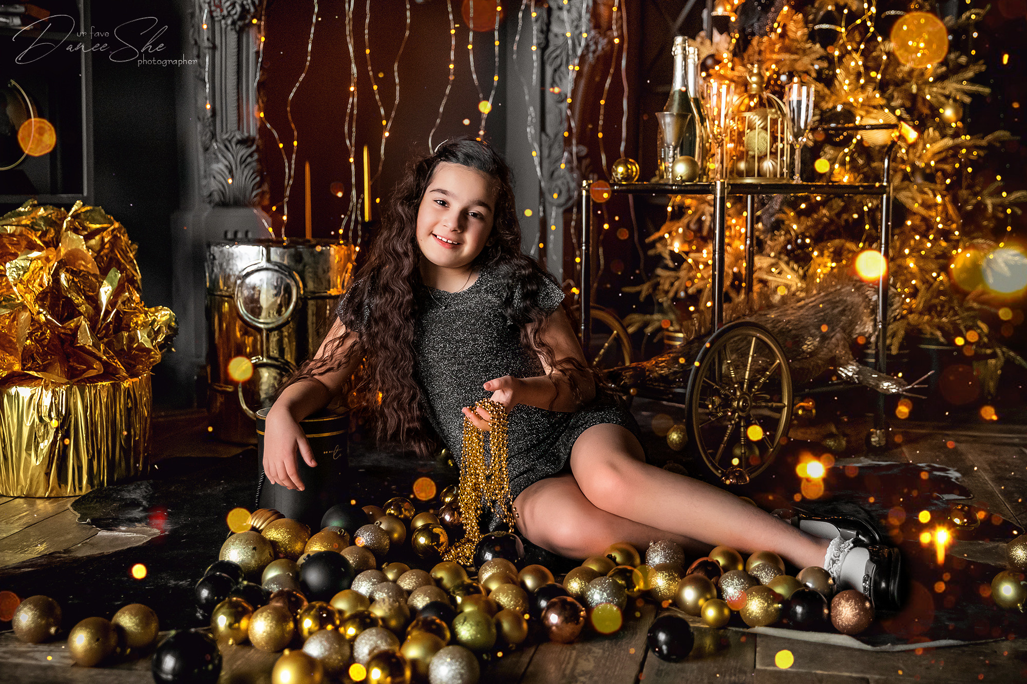 Новогодняя фотосессия 2025 в Москве. Интерьеры, Контент, Портреты | Фотограф в Москве Дани Терно