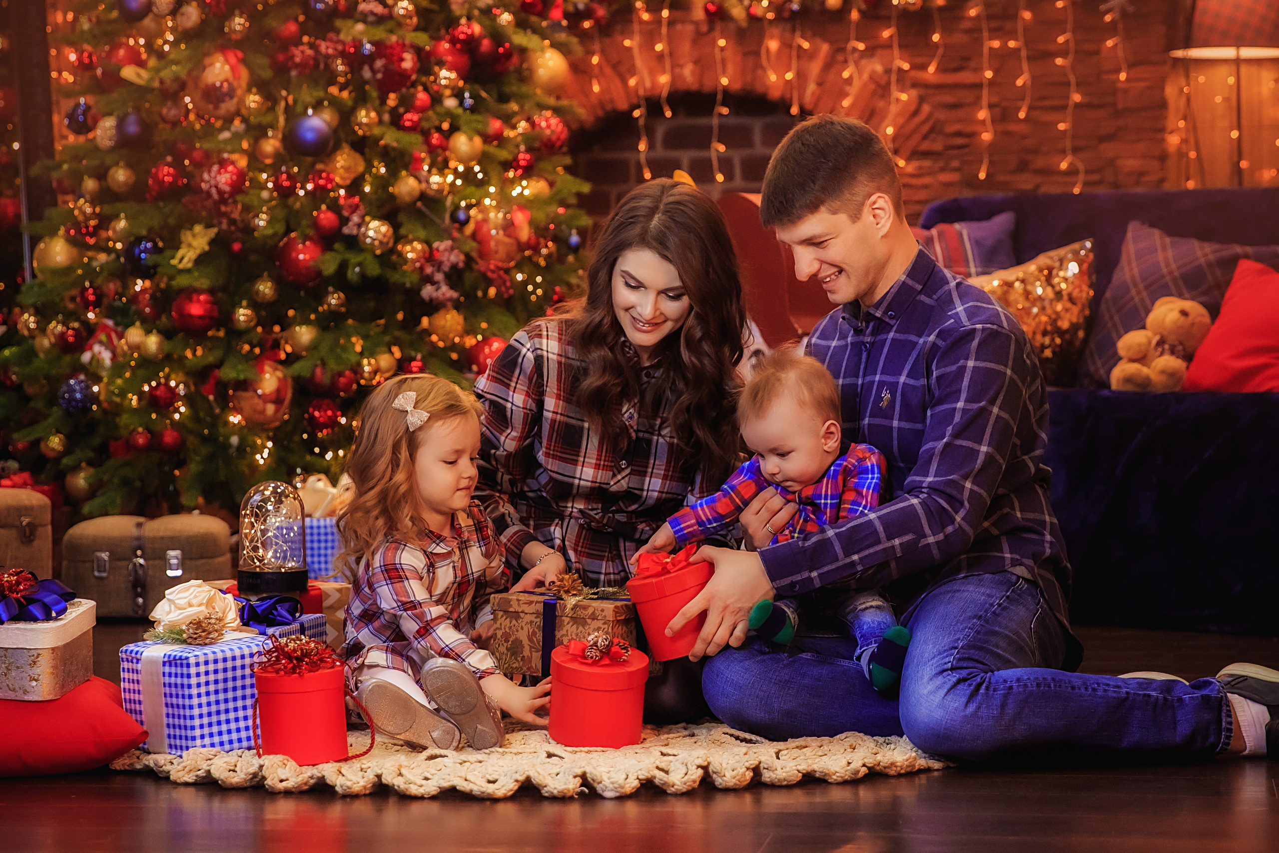 Новогодняя фотосессия 2025 в Москве. Интерьеры, Контент, Портреты | Фотограф в Москве Дани Терно