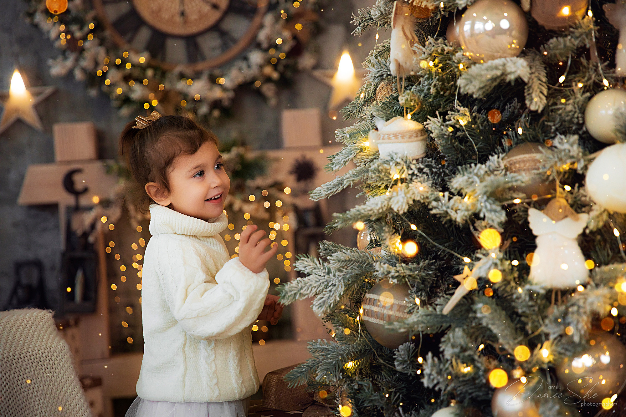 Новогодняя фотосессия 2025 в Москве. Интерьеры, Контент, Портреты | Фотограф в Москве Дани Терно