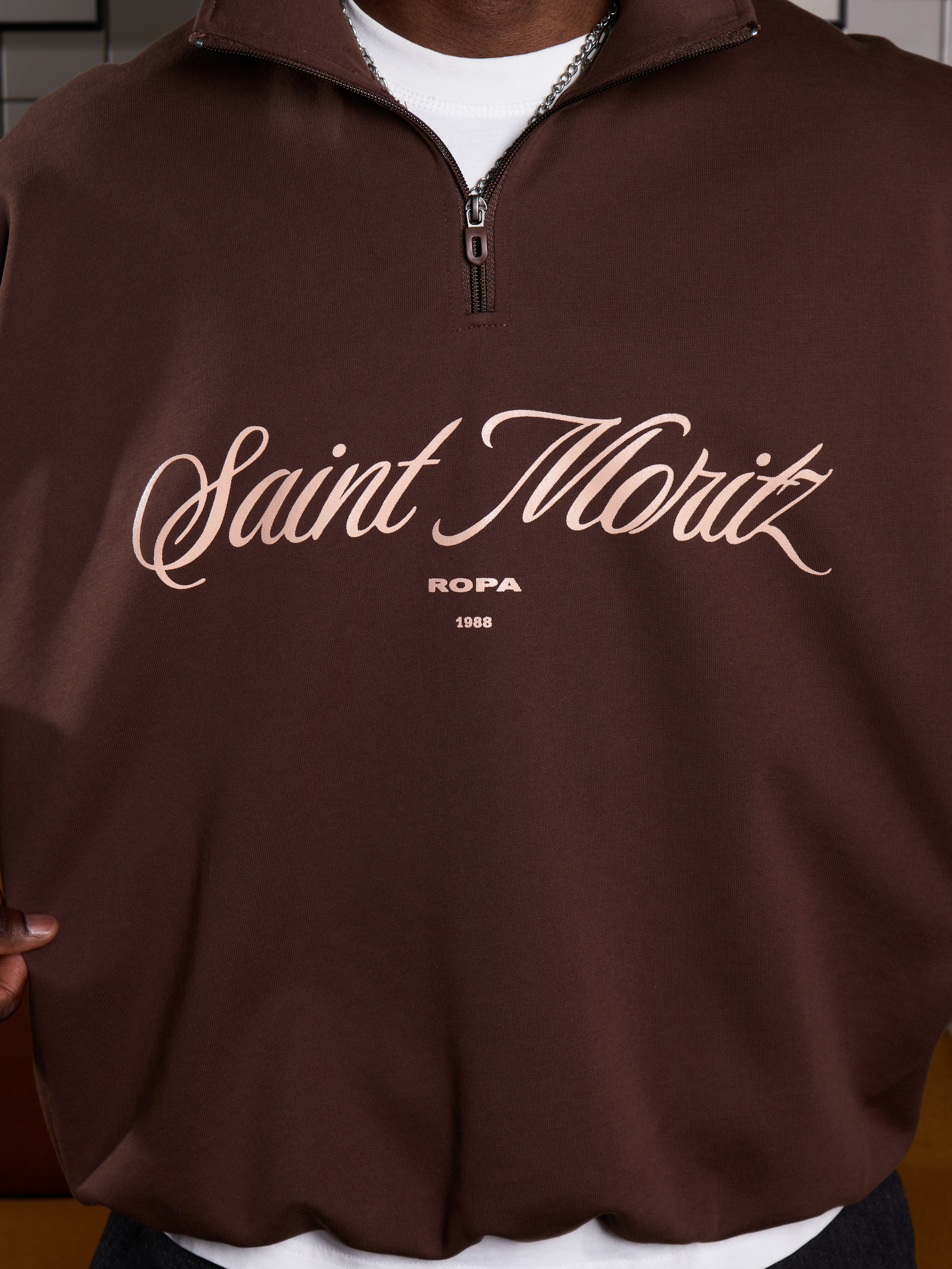 Ищете подрядчика для съемки каталога одежды в Москве с опытом работы с крупными объемами? Обращайтесь!