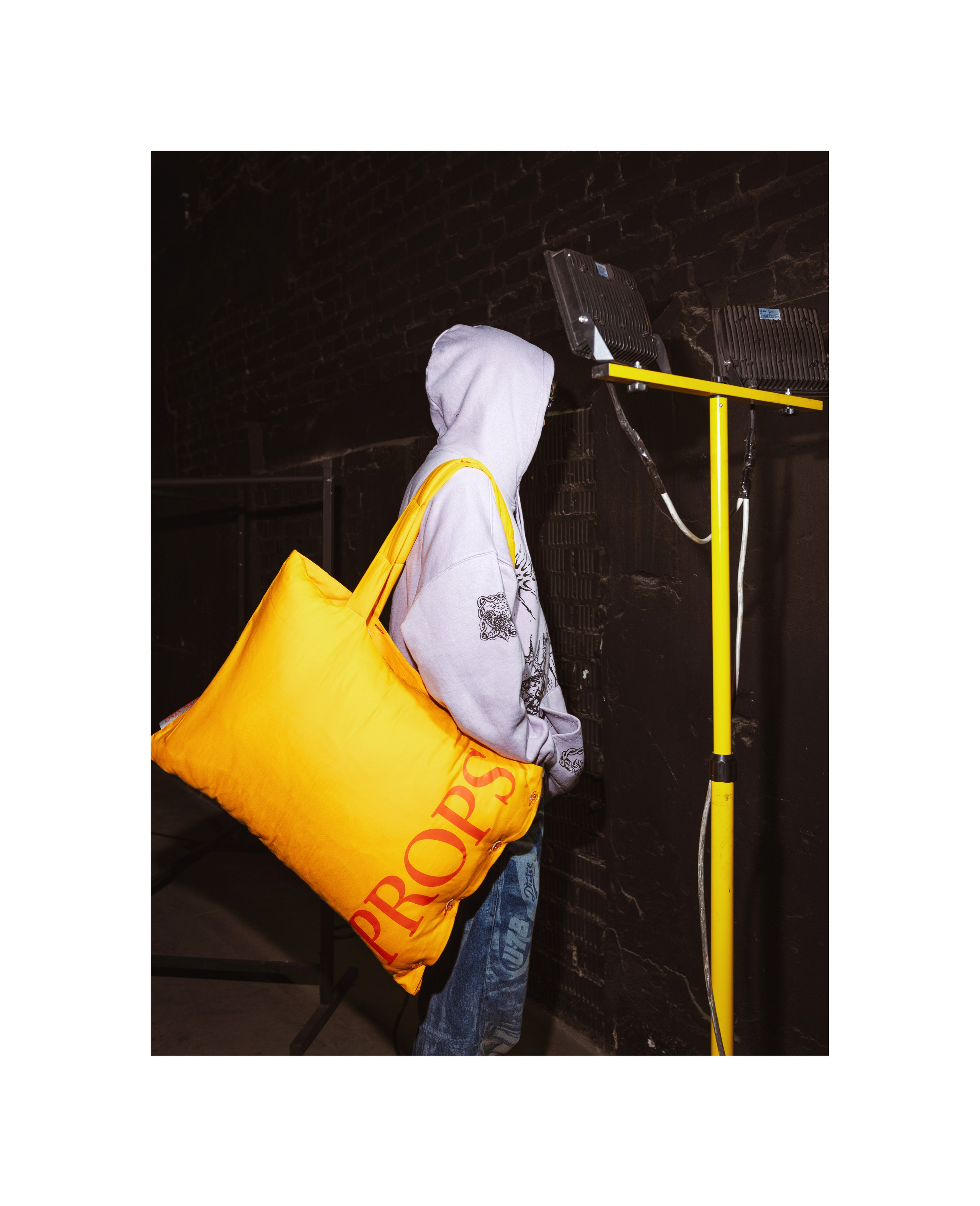 PROPS маркет. Портретный и ивент-фотограф в Москве