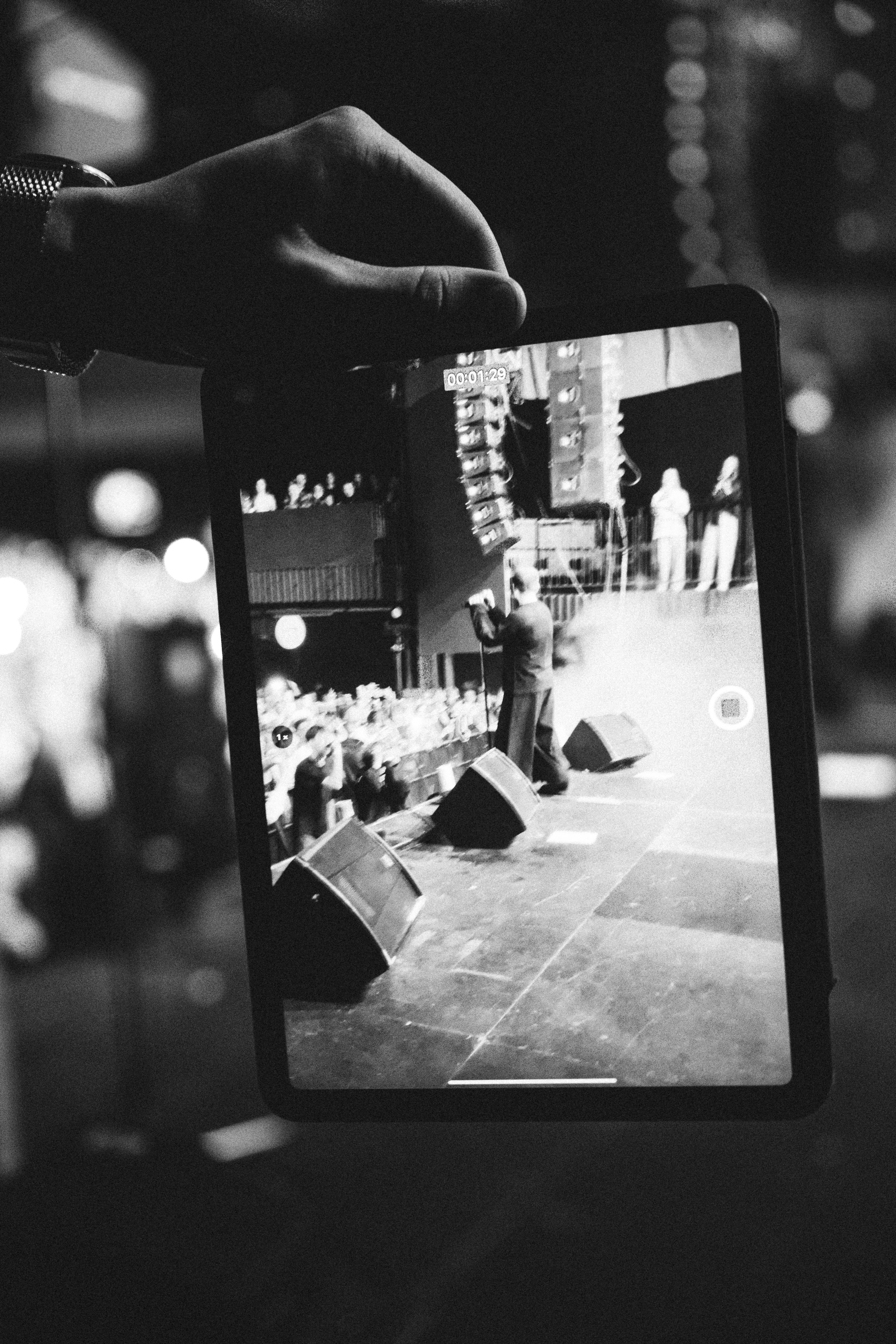 SHOWS. DRIPSTOCK MAG