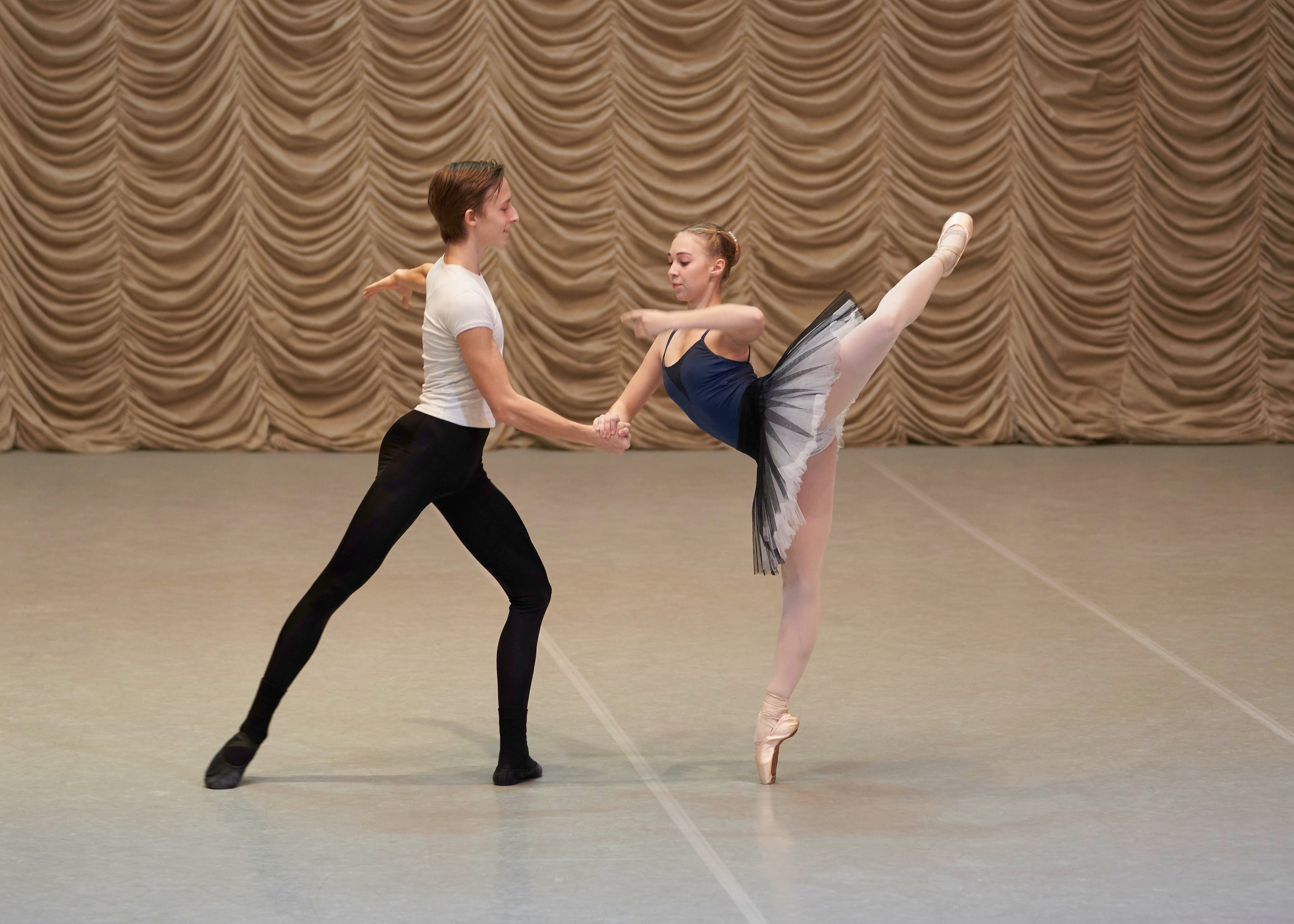 АННА. Владимир Власюк