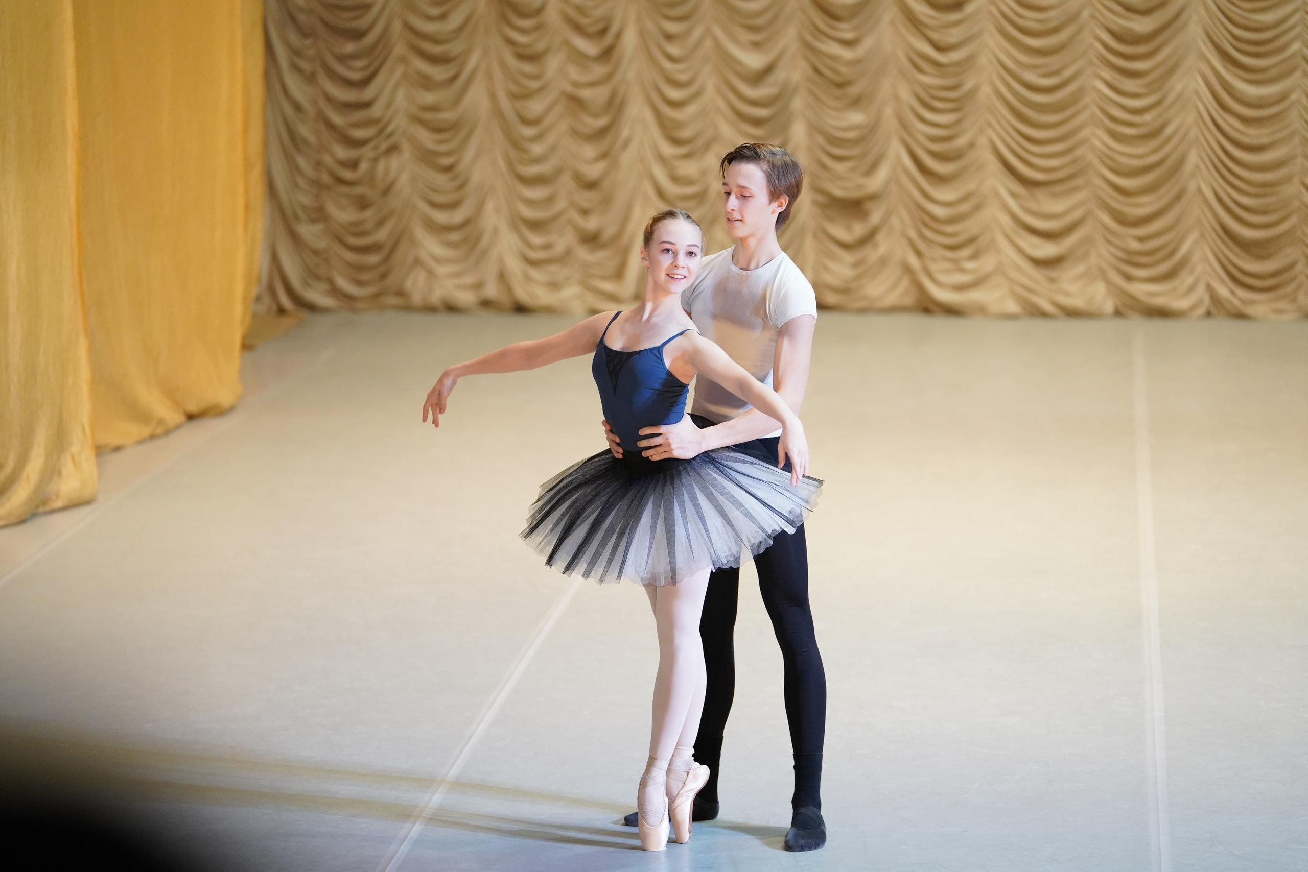 АННА. Владимир Власюк