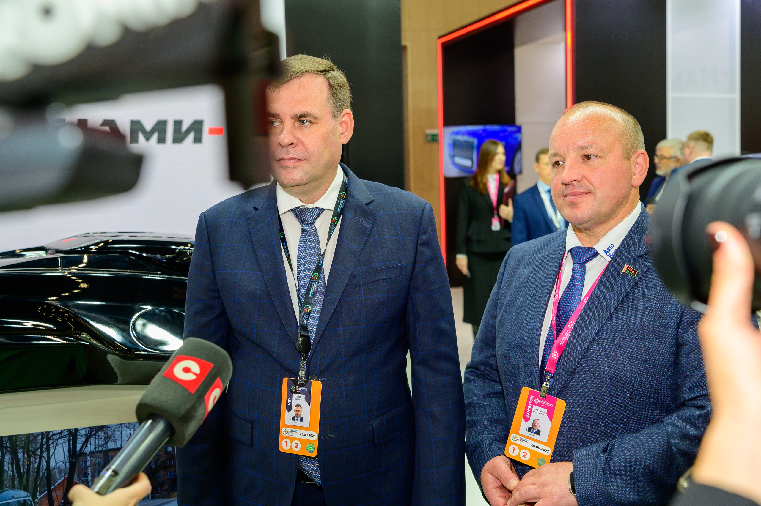 BigindustrialweekBelarus. Фотоуслуги, услуги фотографа, фотографирование важных событий