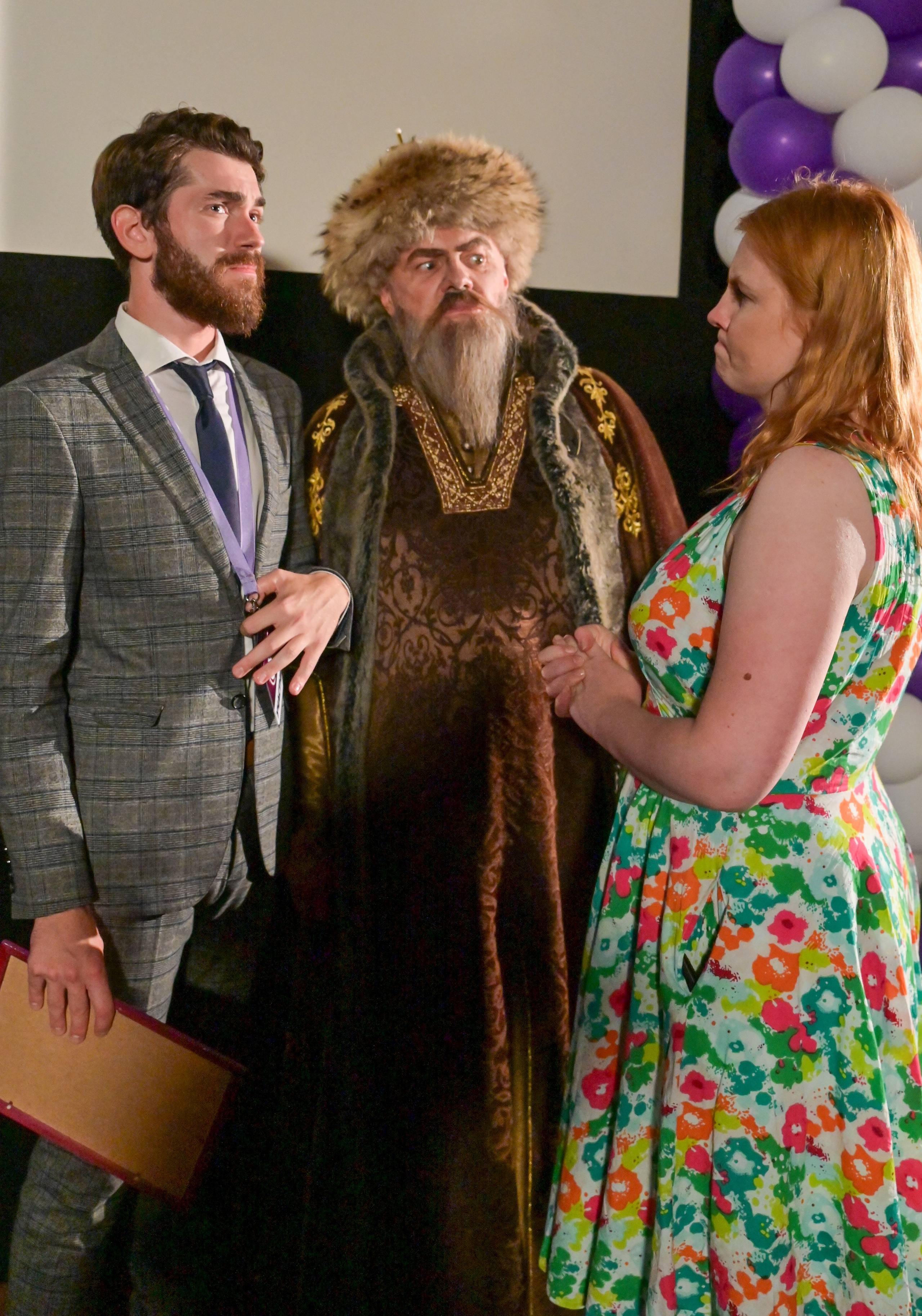 театр , актер , спектакль , мужчины актеры , премьера спектакля , фото с премьеры спектакля , фотографирование спектакля , съемка спектакля , репортажная съемка , танец , пластика динамика , мимика ,эстетика , выражения, эмоции 