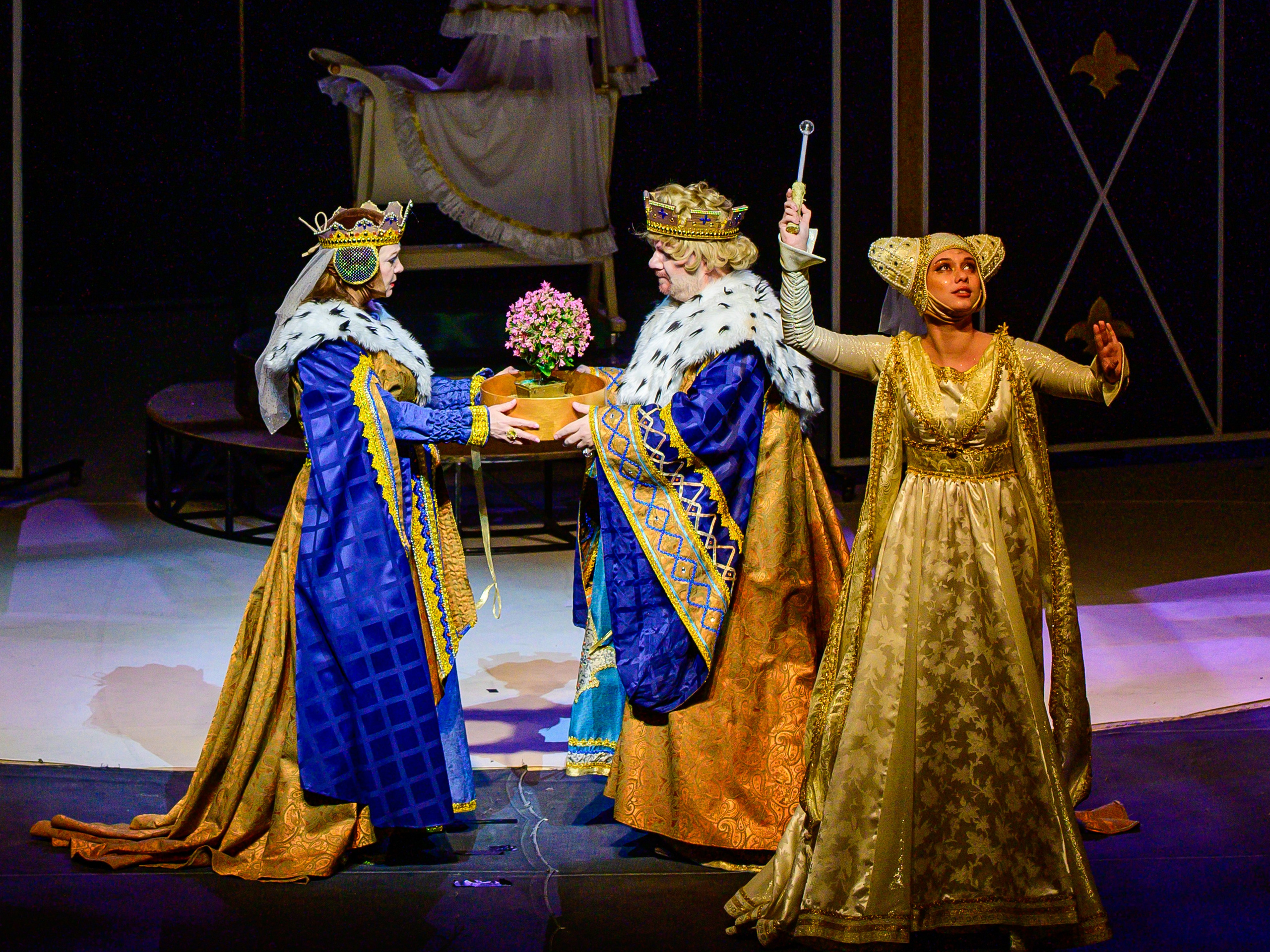 Детский спектакль @bgm_teatr «Спящая красавица ". Фотоуслуги, услуги фотографа, фотографирование важных событий