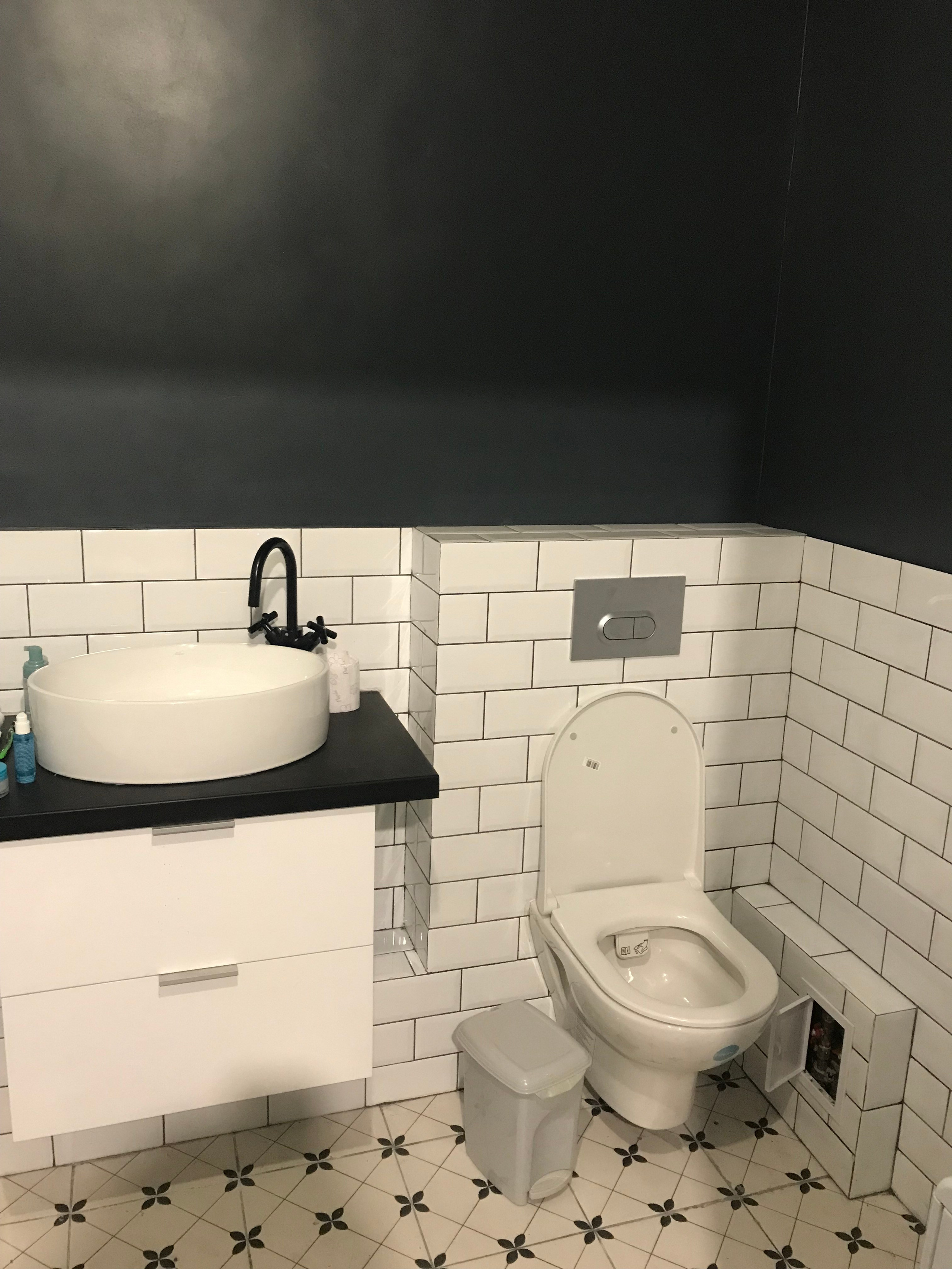 Ванная комната (ул. Вишневского д. 57а). Ремонт санузла, туалета, ванной под ключ в Казани. Укладка плитки