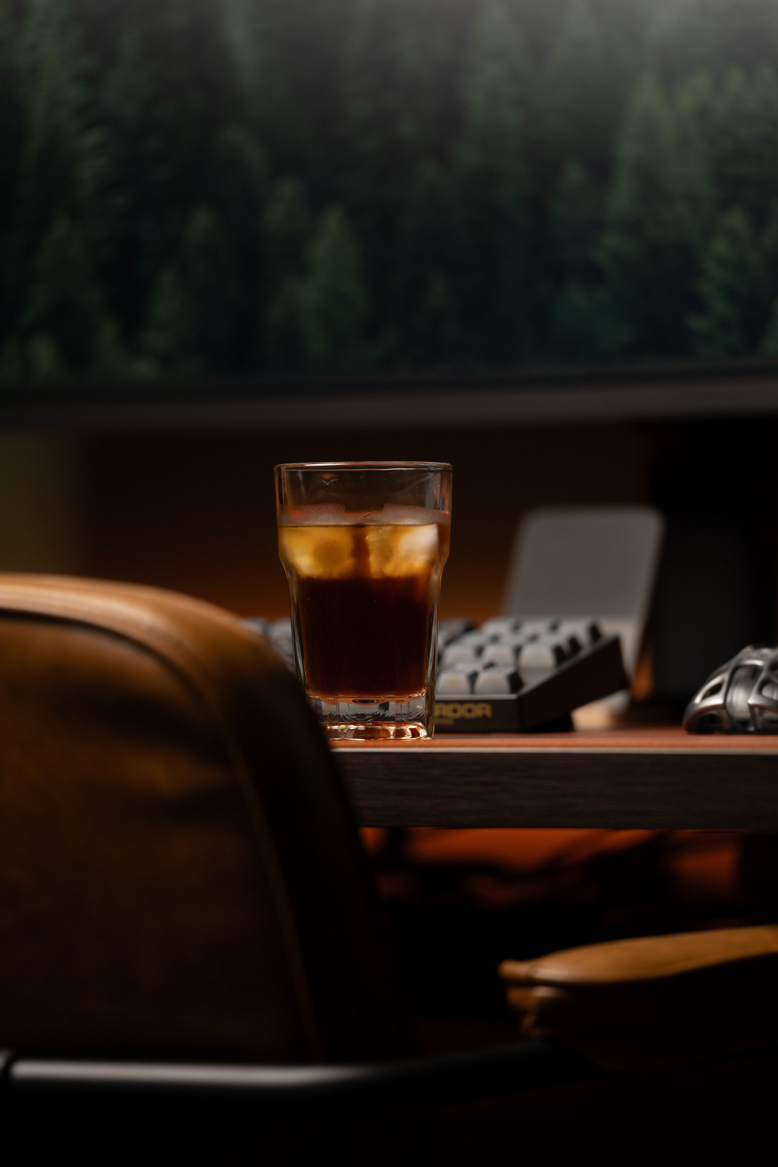 Travel Pack by Zkadoshi. Чеченский фотограф автор первого Чеченского парфюма