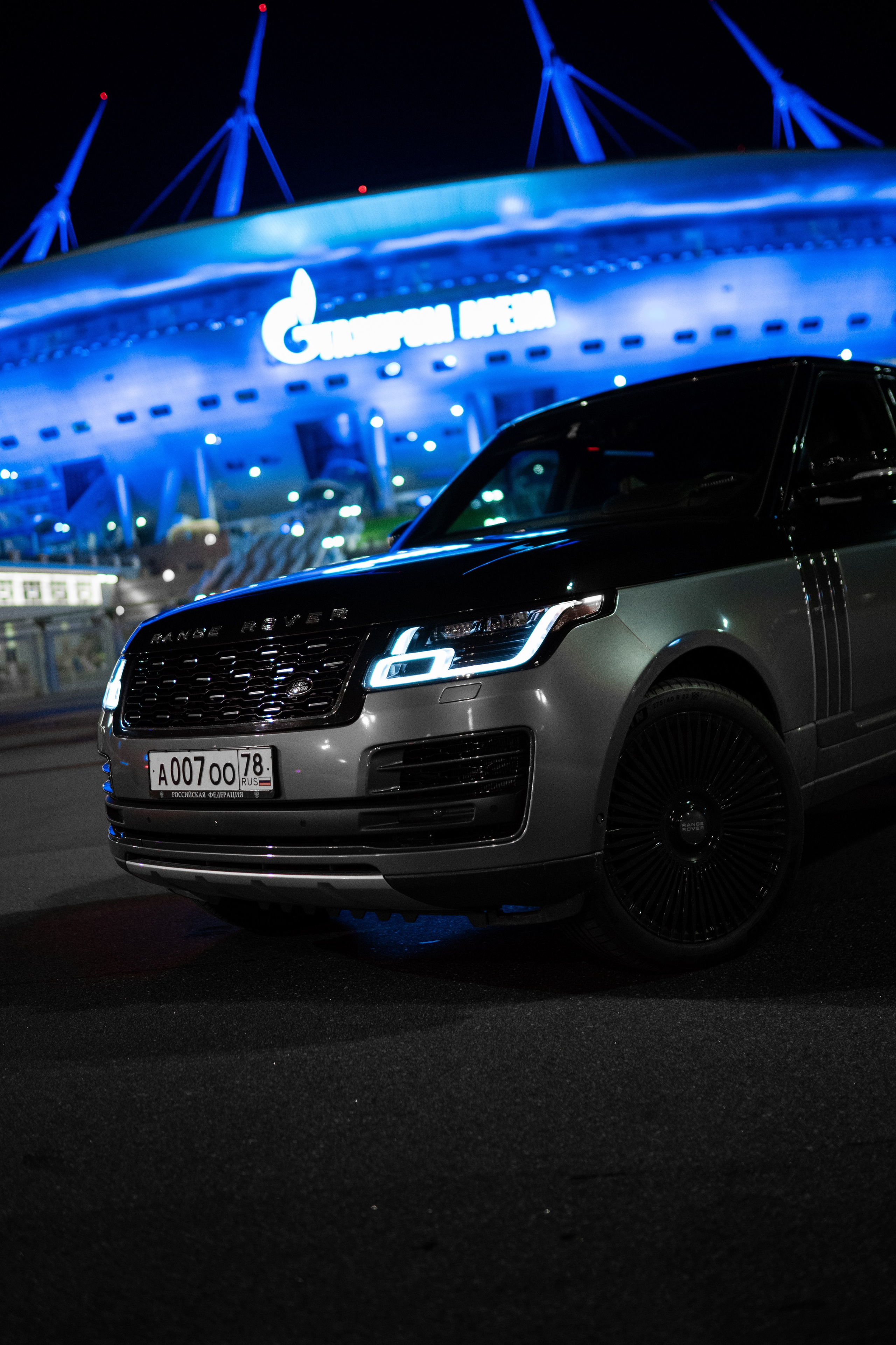 Mercedes Benz E200 + Range Rover Autobiography. Mirllaev