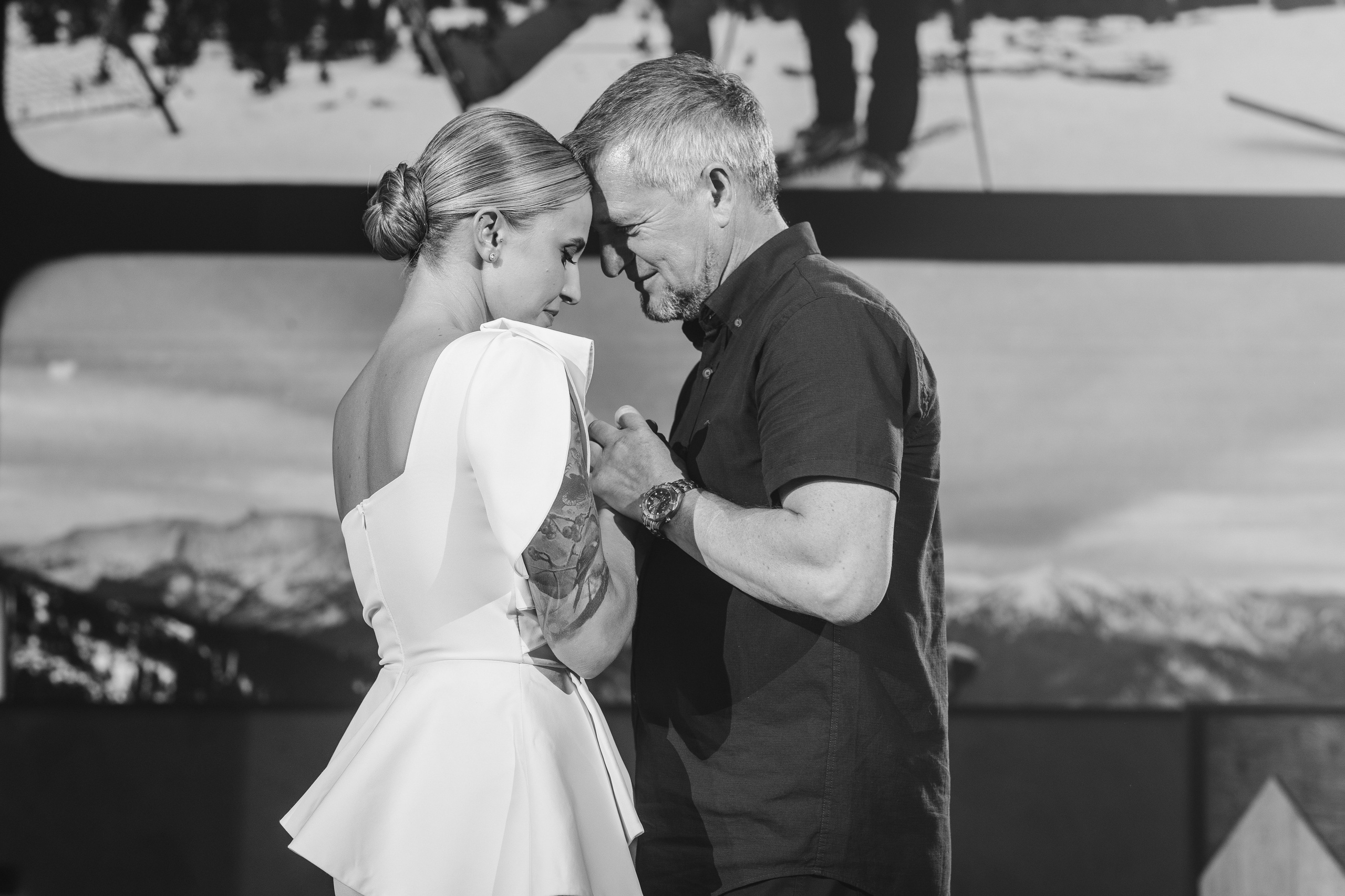 Замечательная свадьба в Белом Замке Шамони в Красноярске. Свадебный фотограф-видеограф в Красноярске Евгений Константинопольский