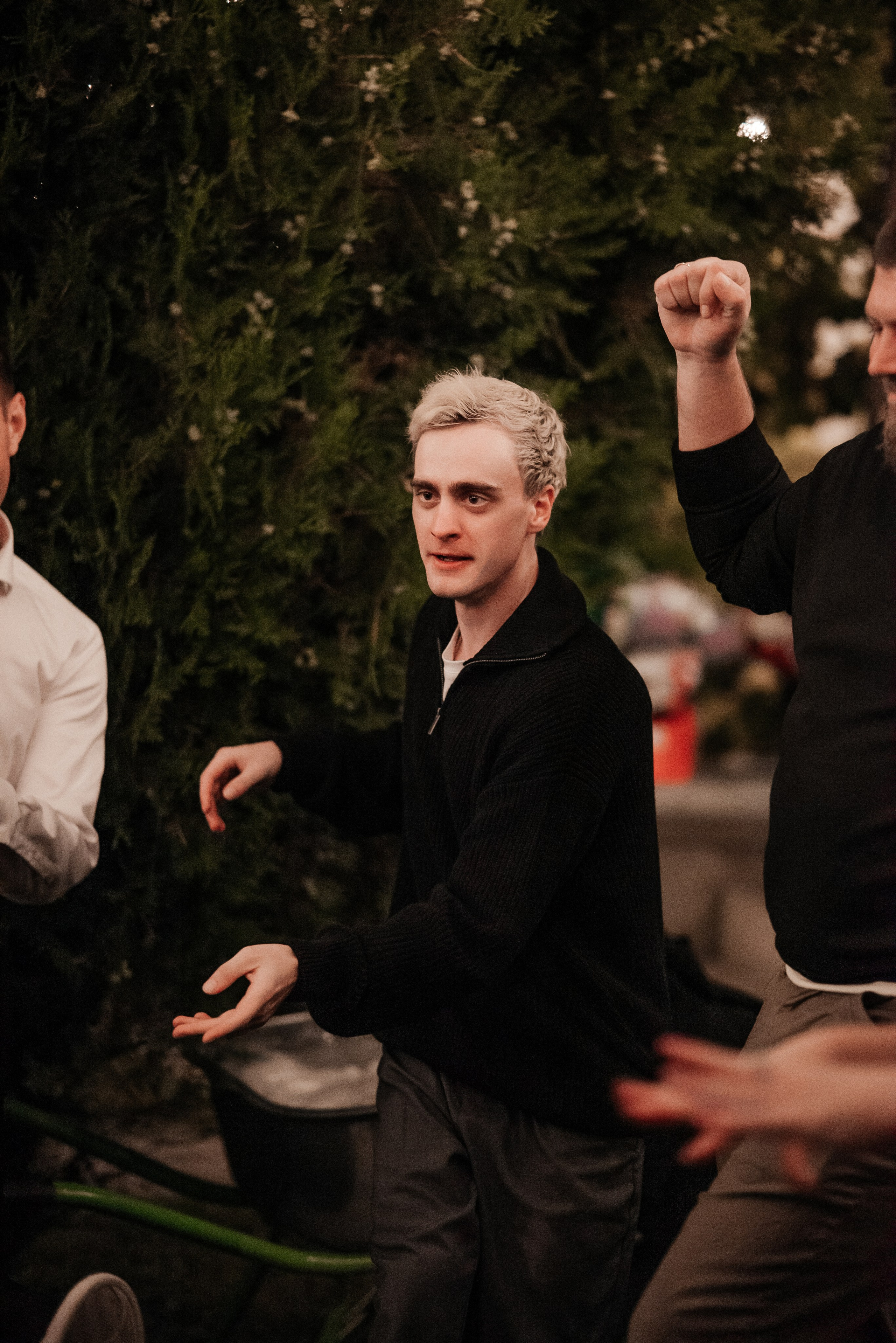 «Свадьба Даши и Артема». Школьный фотограф в Валуйках. Фотосессии для выпускников и изготовление выпускных альбомов в городе Валуйки и в Белгородской области