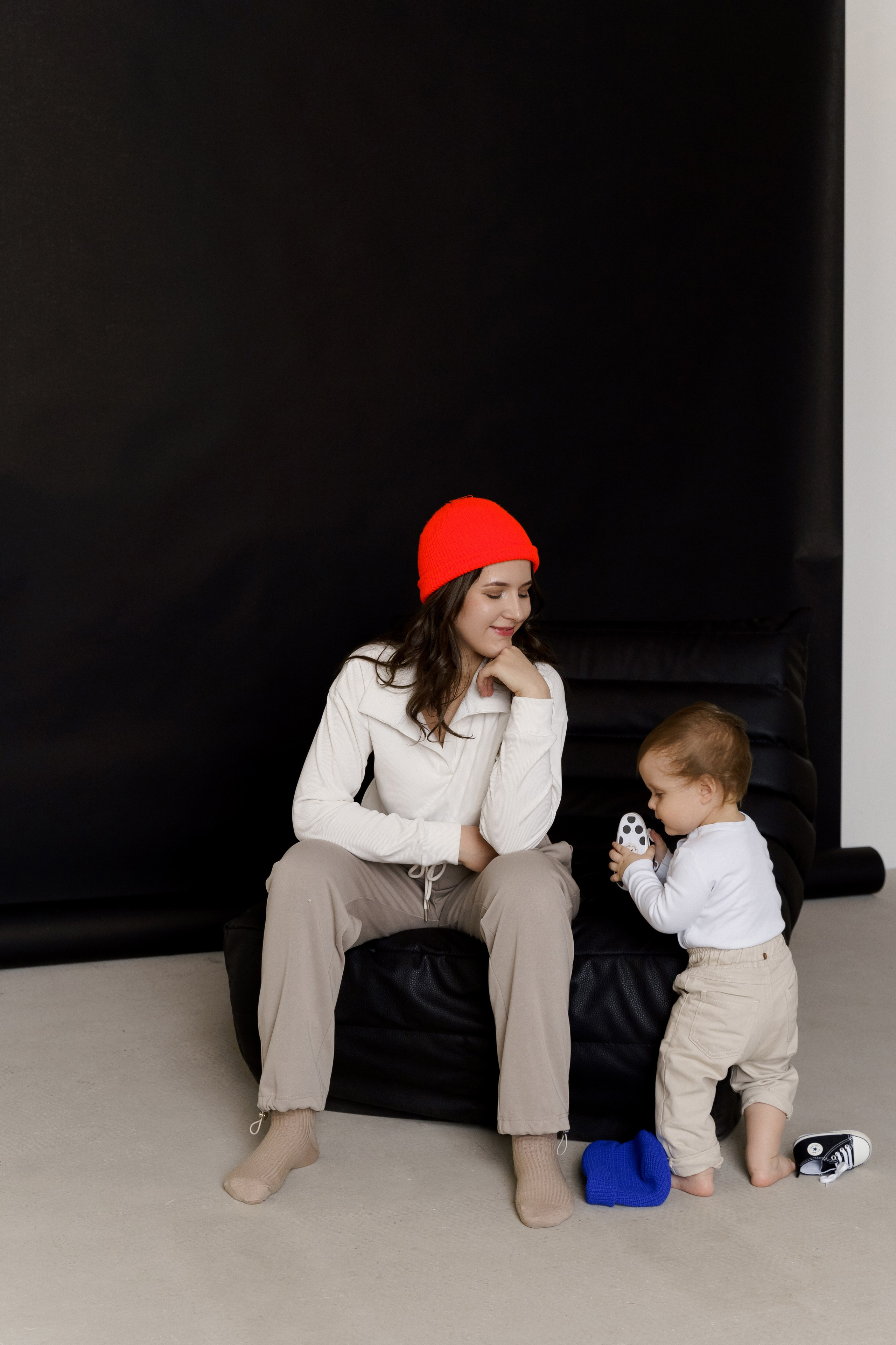 Первый годик. Моменты и истории о вас настоящих