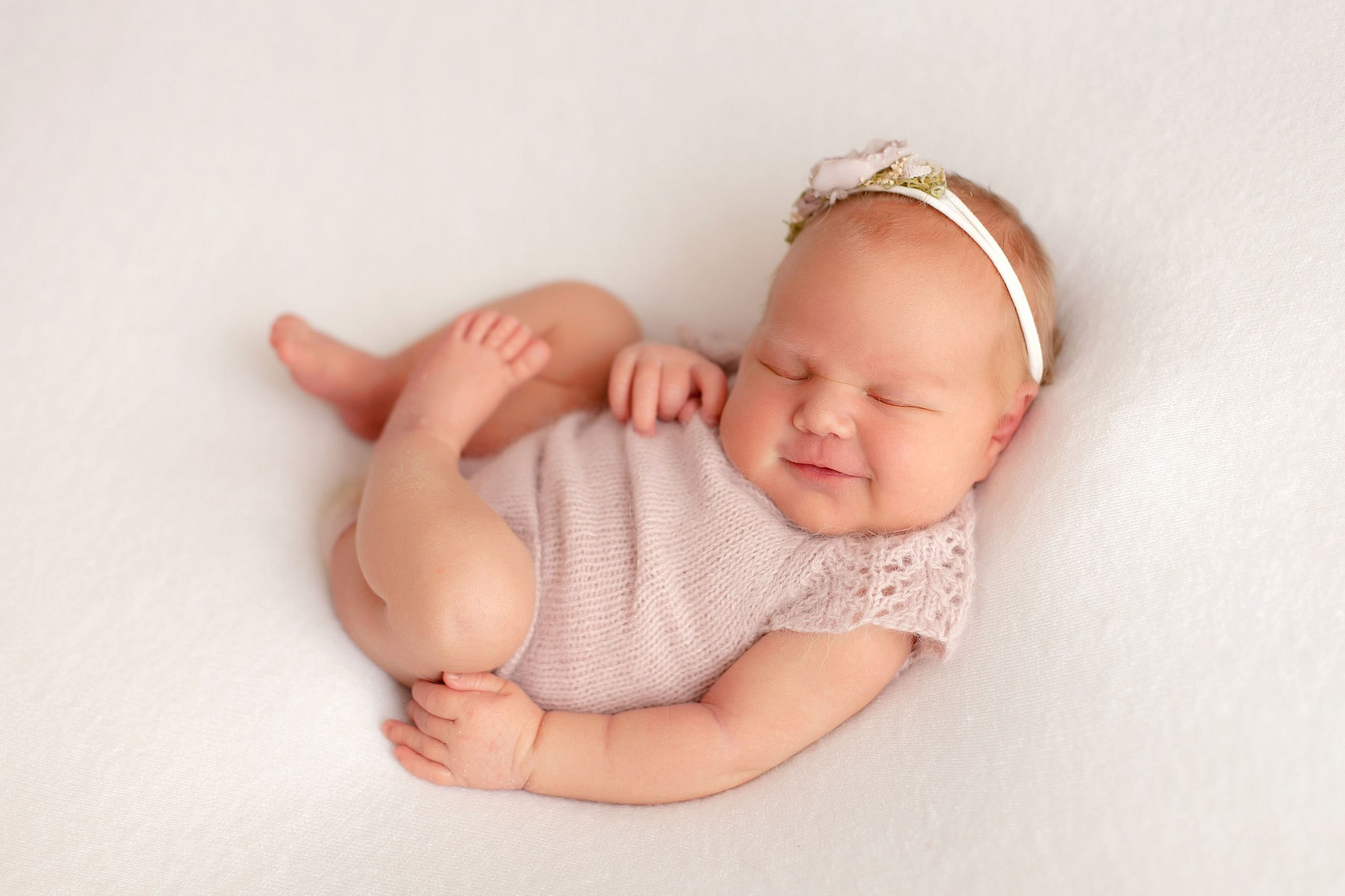 Новорожденные до 28 дней. Фотограф новорожденных в Тюмени