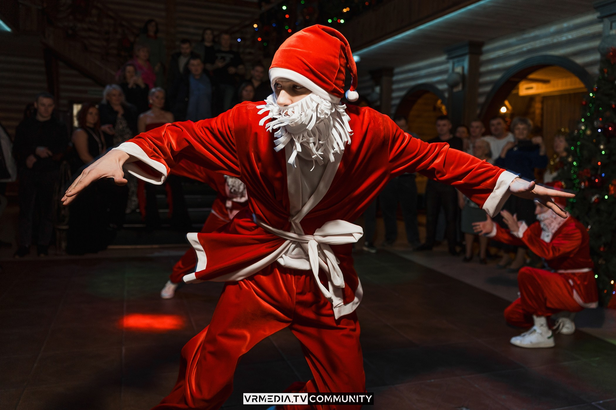 Новогодний вечер у «Петровича»