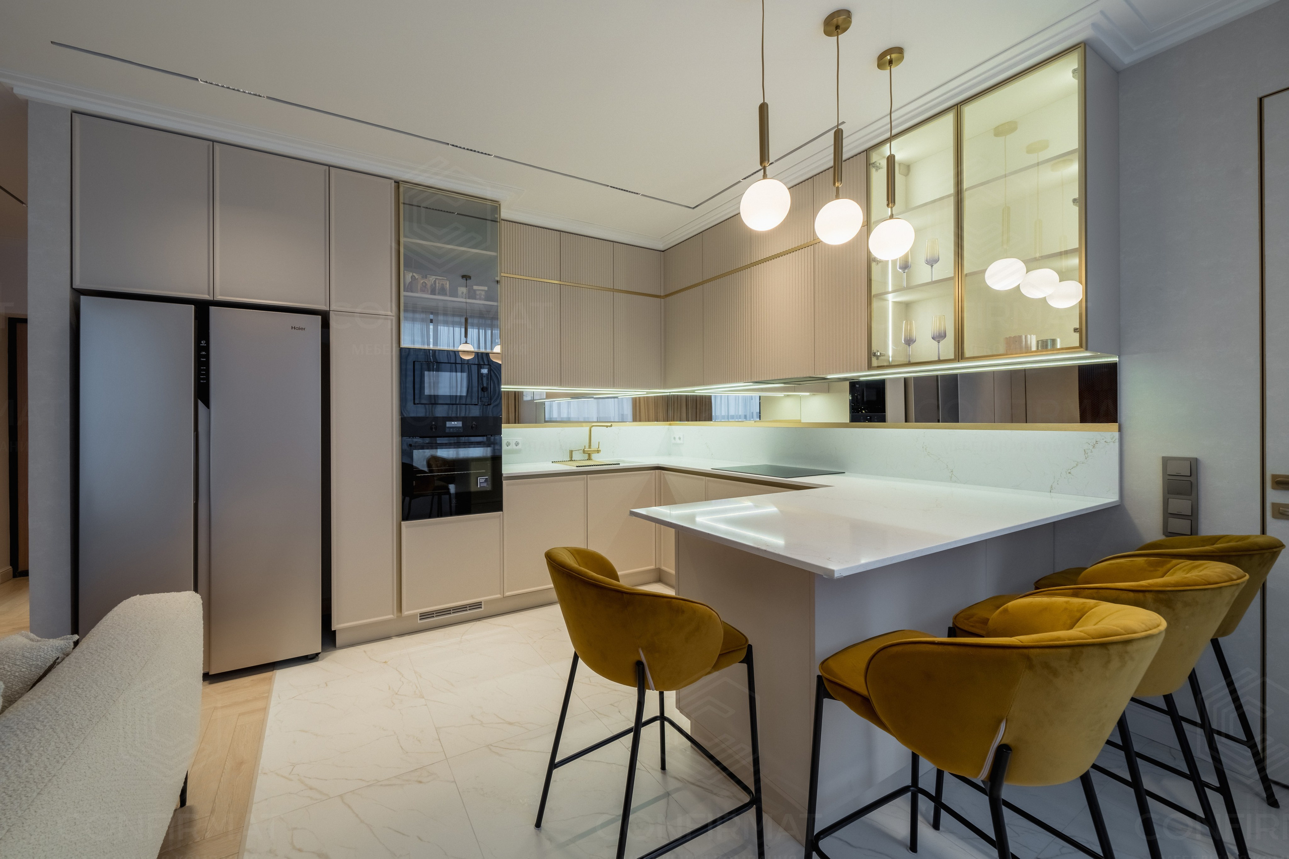 Кухне в цвете «крем Сабайон». Мебель на заказ