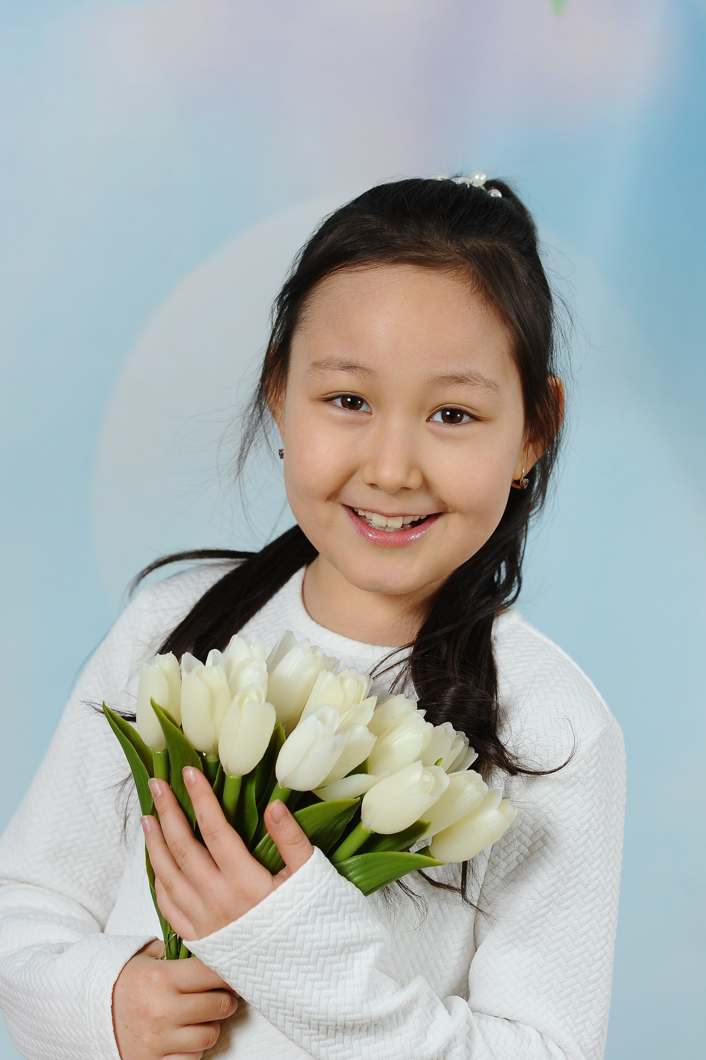 Весенние цветы 25. Детский портрет