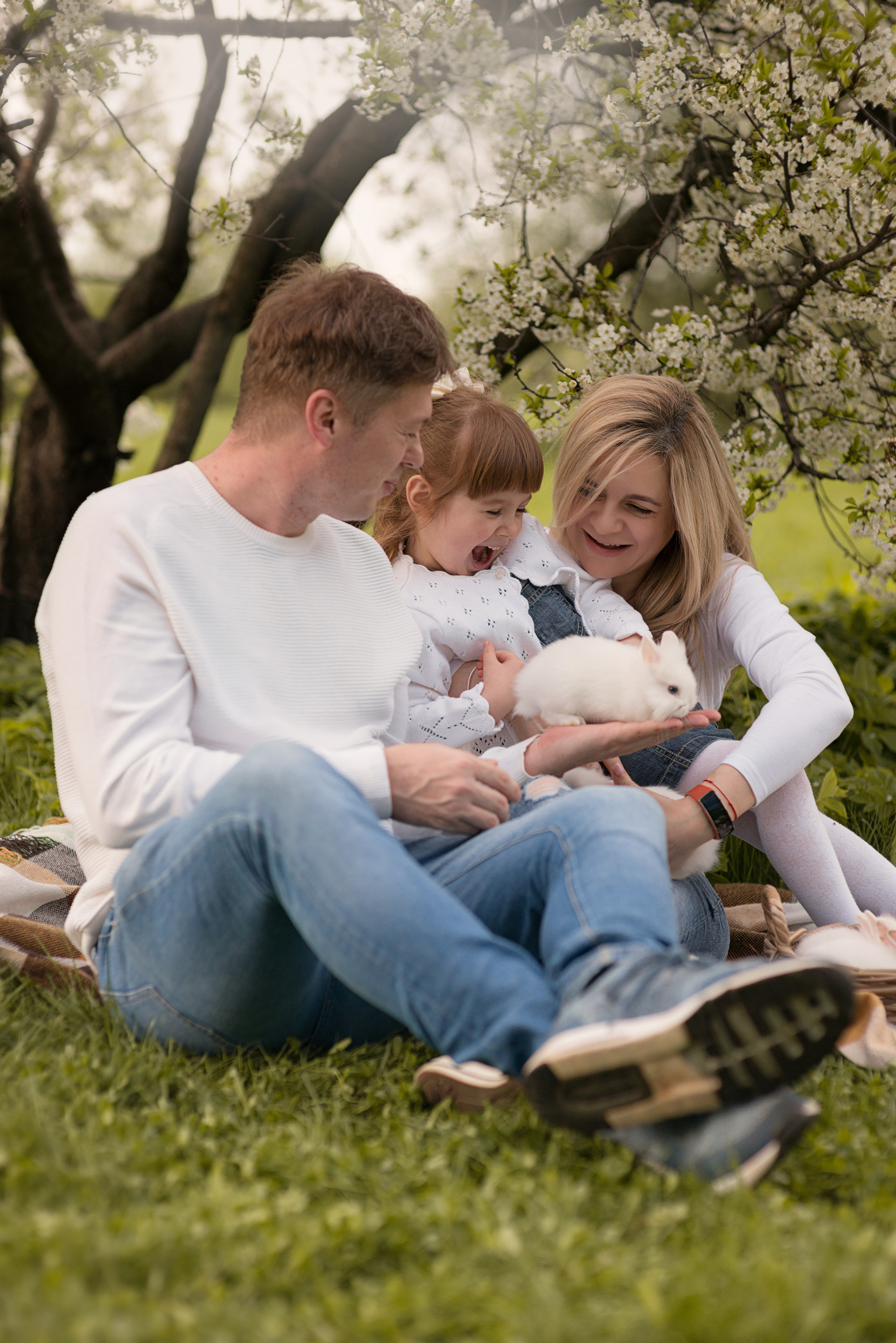 ФОТОДЕНЬ «Цветущий сад и белые кролики». Фотограф Москва — Серпухов — Таруса Ольга Кокеткина