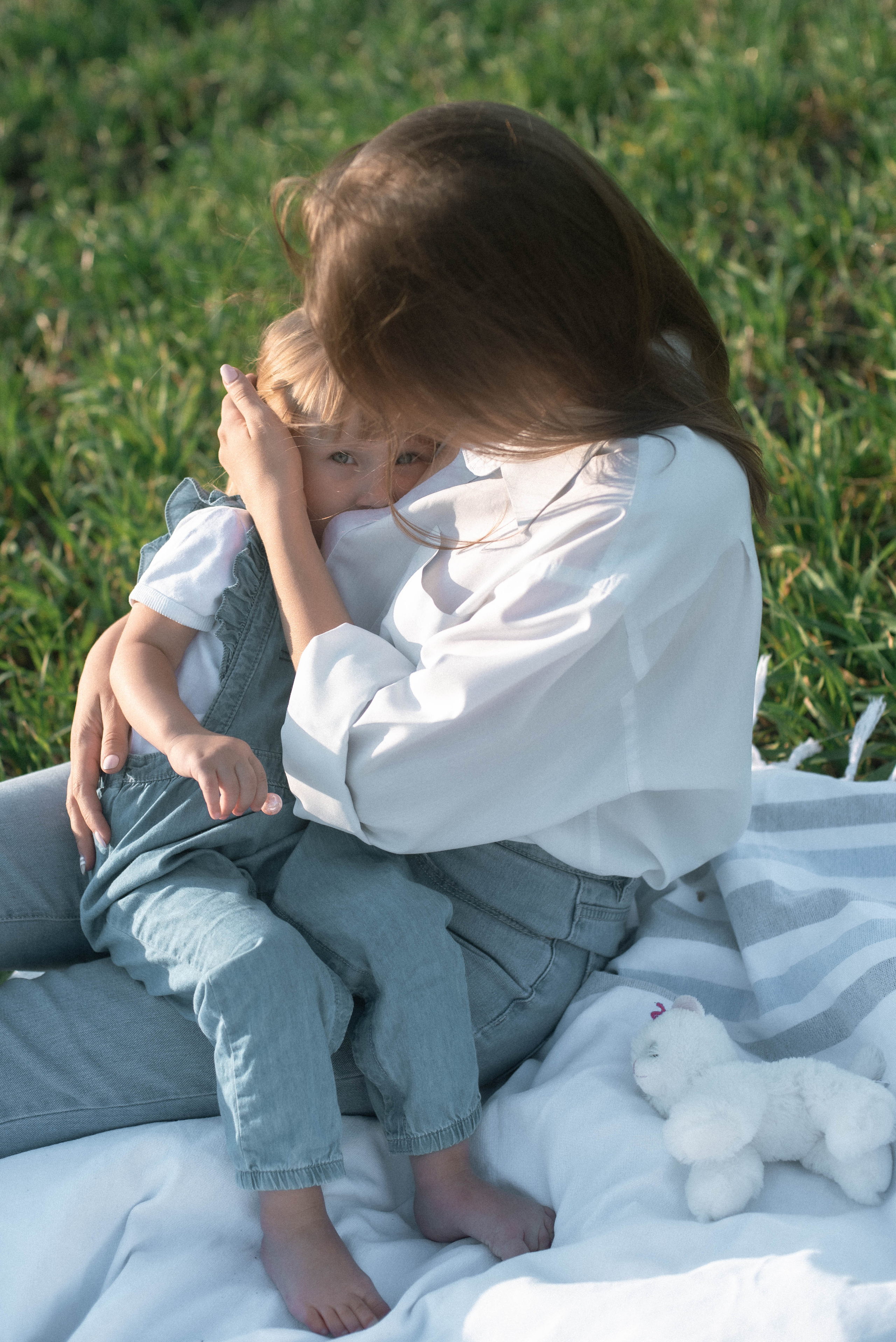 Ира, Стас и Злата. Лето, поле, закат. Фотограф Виктория Чокадзе