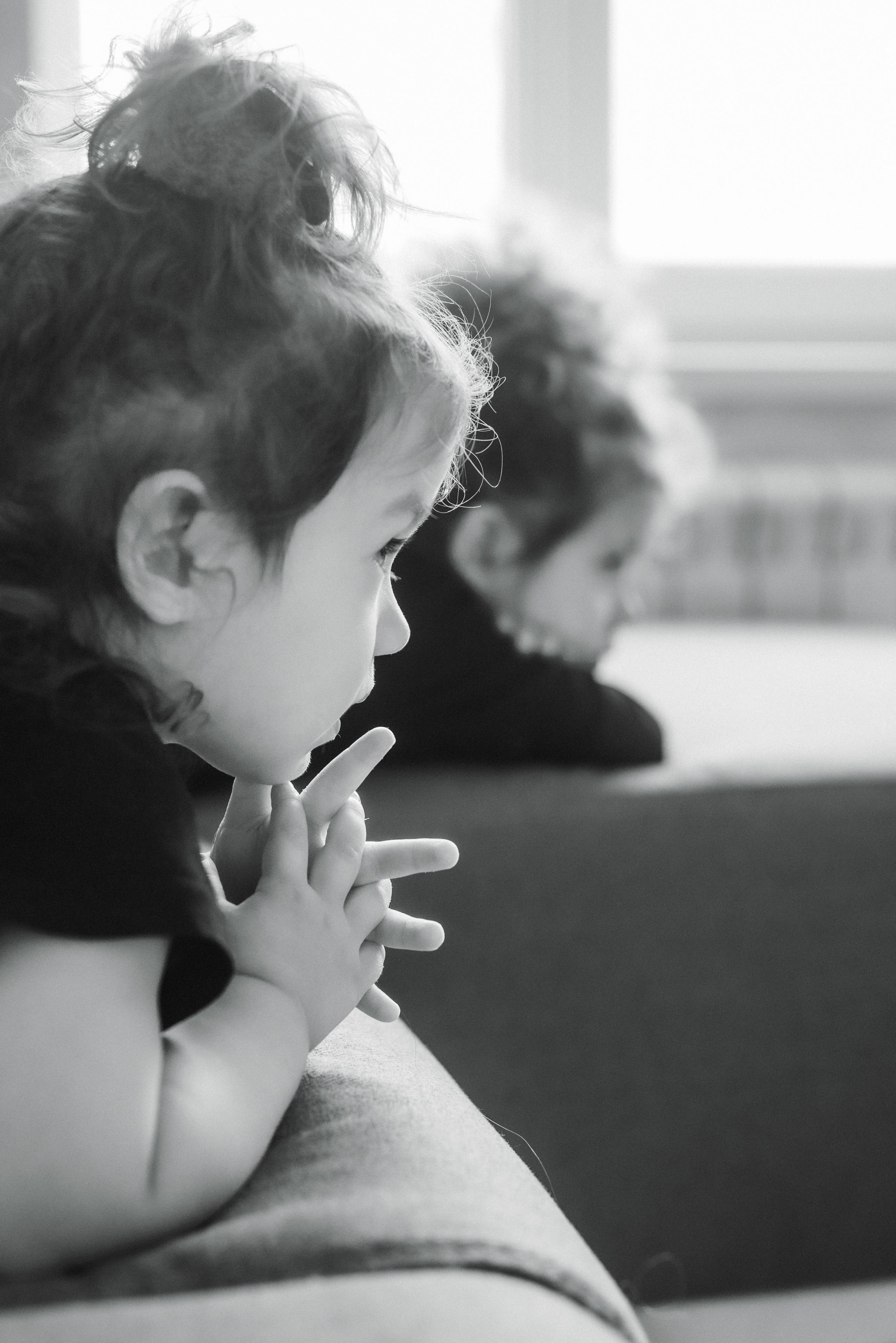 Ксения, Агния и Ульяна, дома. Фотограф Виктория Чокадзе