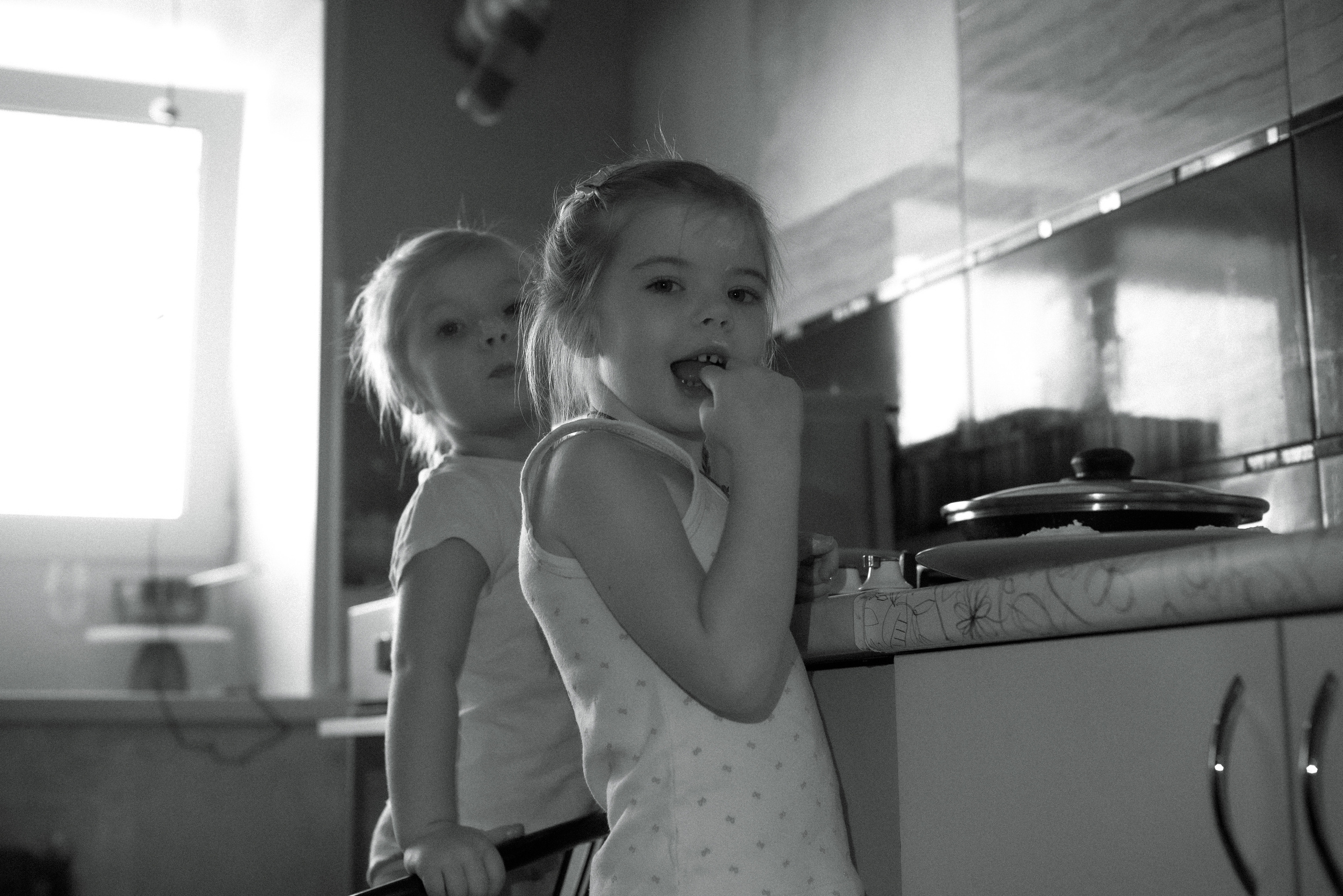 Настя, Надя, Тася. Дома весело. Фотограф Виктория Чокадзе