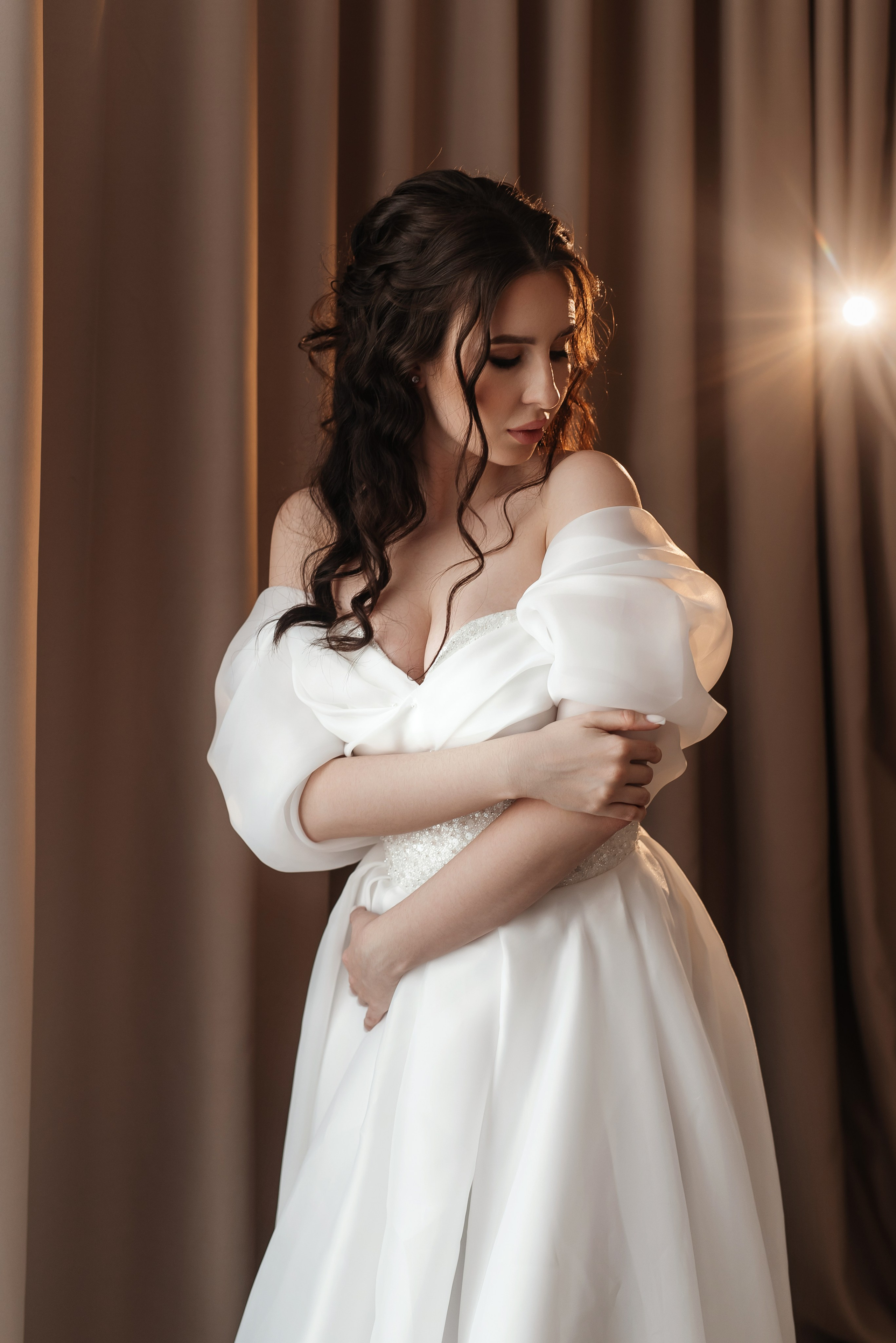 Свадебное утро в отеле у моря. Свадебный фотограф Елена Рякина