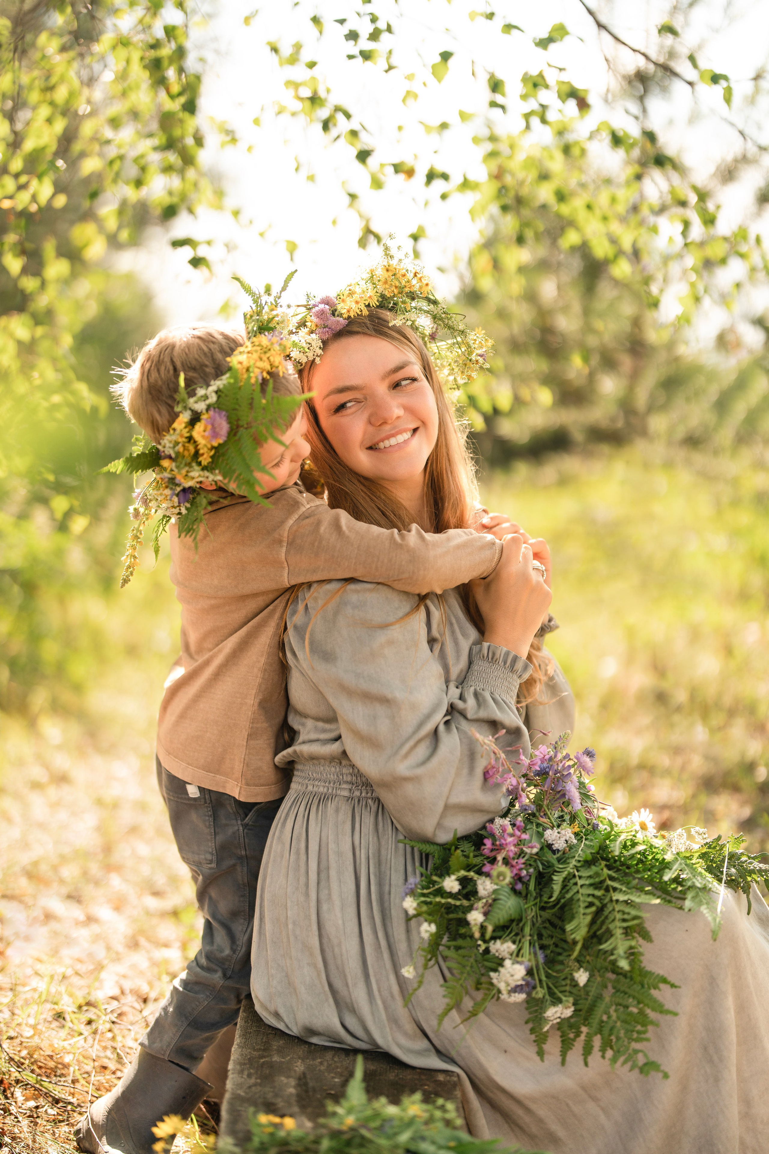 Фотосессия для мамы с сыном на природе.