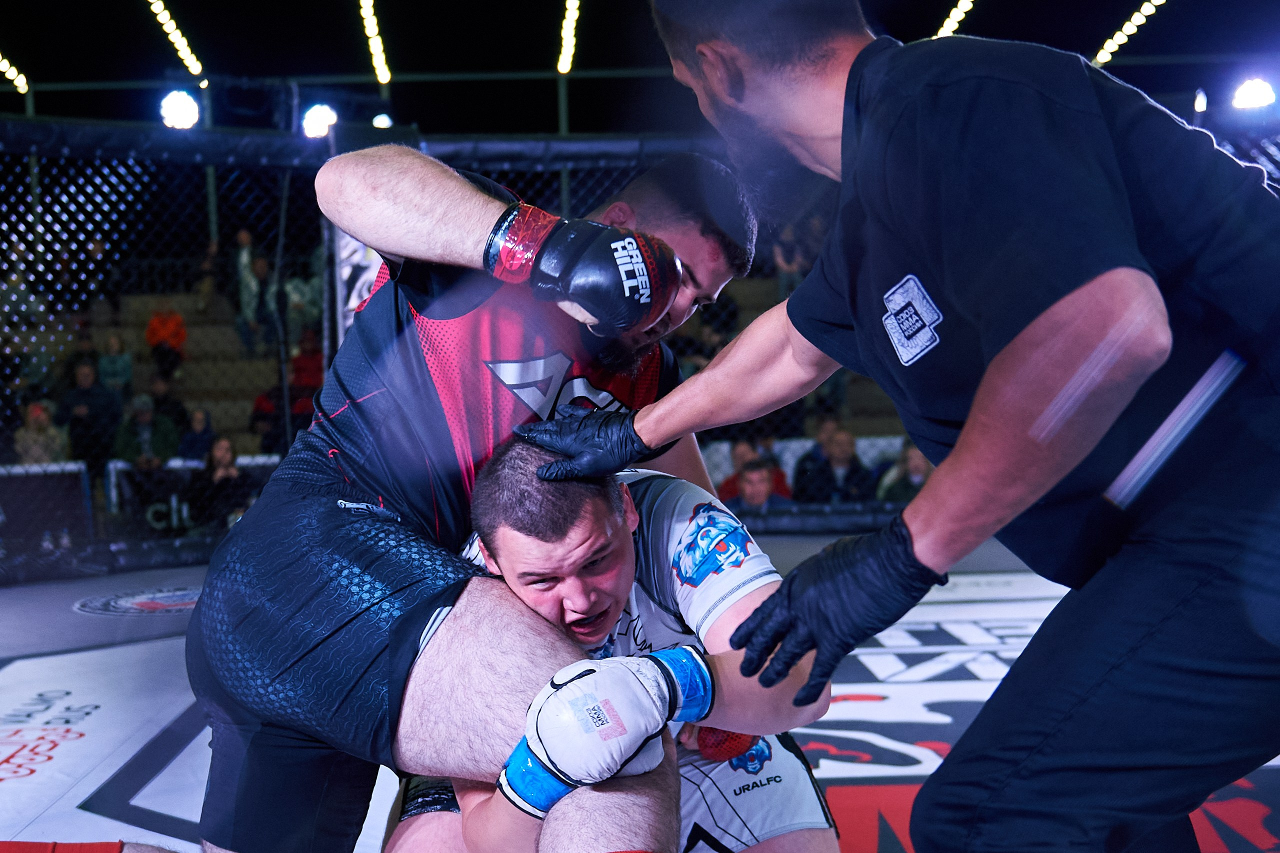 ММА. Битва на Иже-4. Спортивный репортажный фотограф в Ижевске Сергей Мерзляков