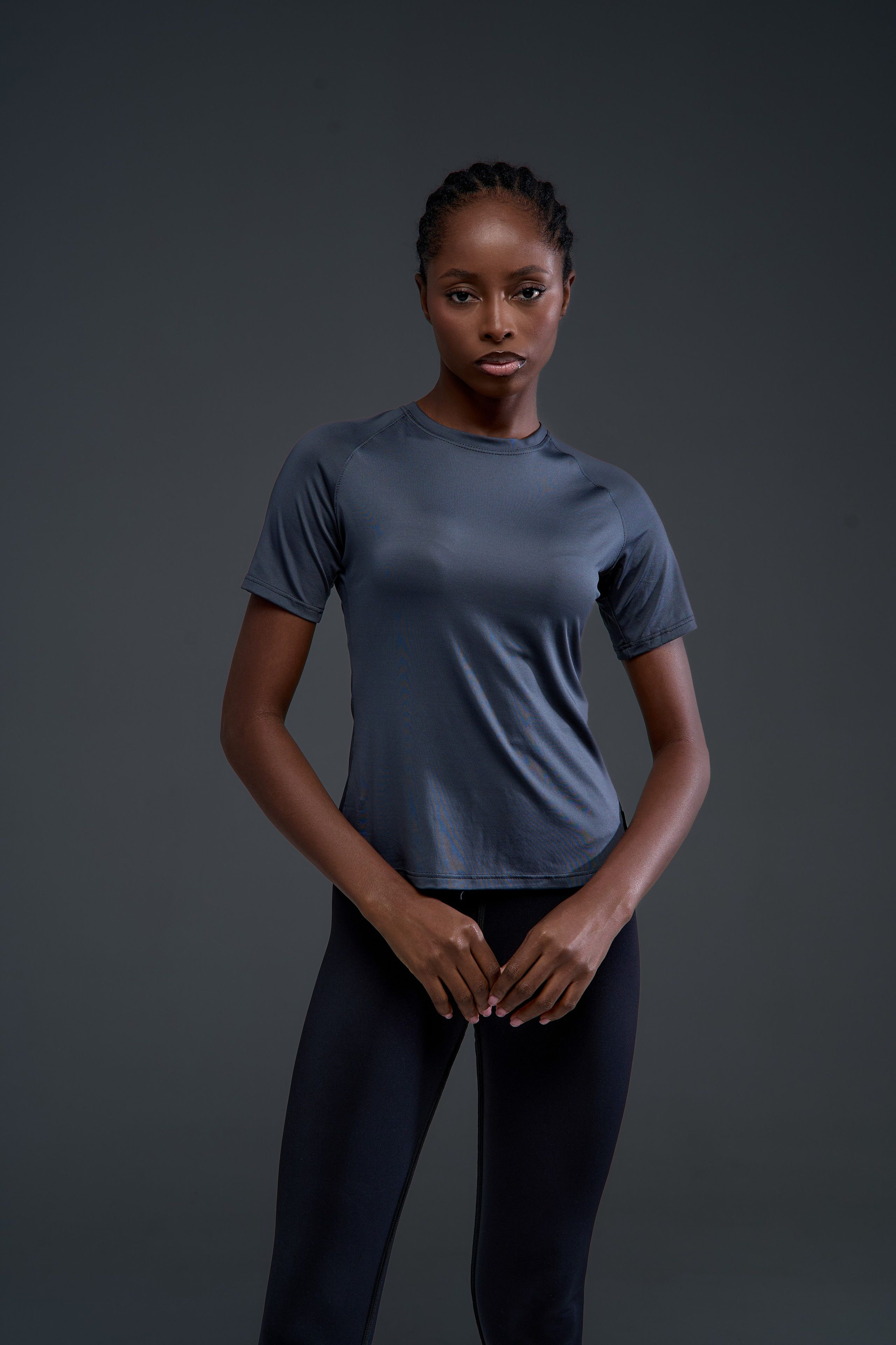 Спортивные футболки. Фотограф для маркетплейсов в Москве