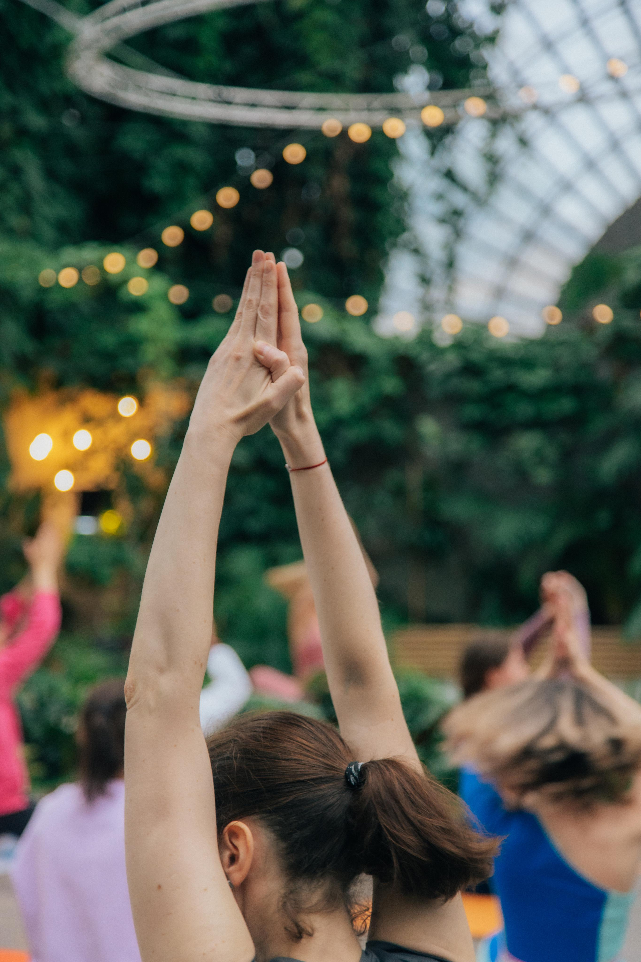 Йога в Оранжерее. Креатор Ольга Яш