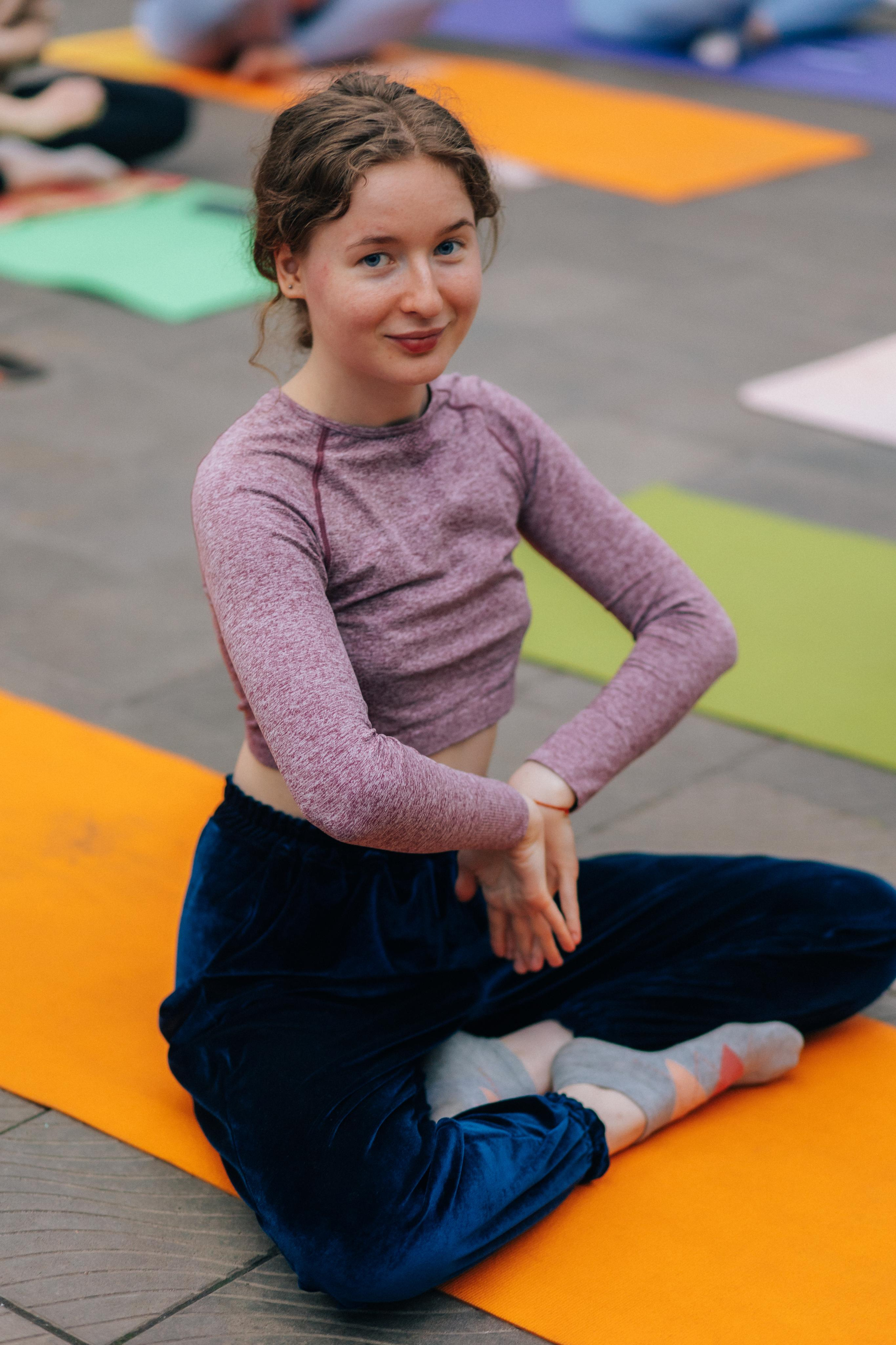 Йога в Оранжерее. Креатор Ольга Яш