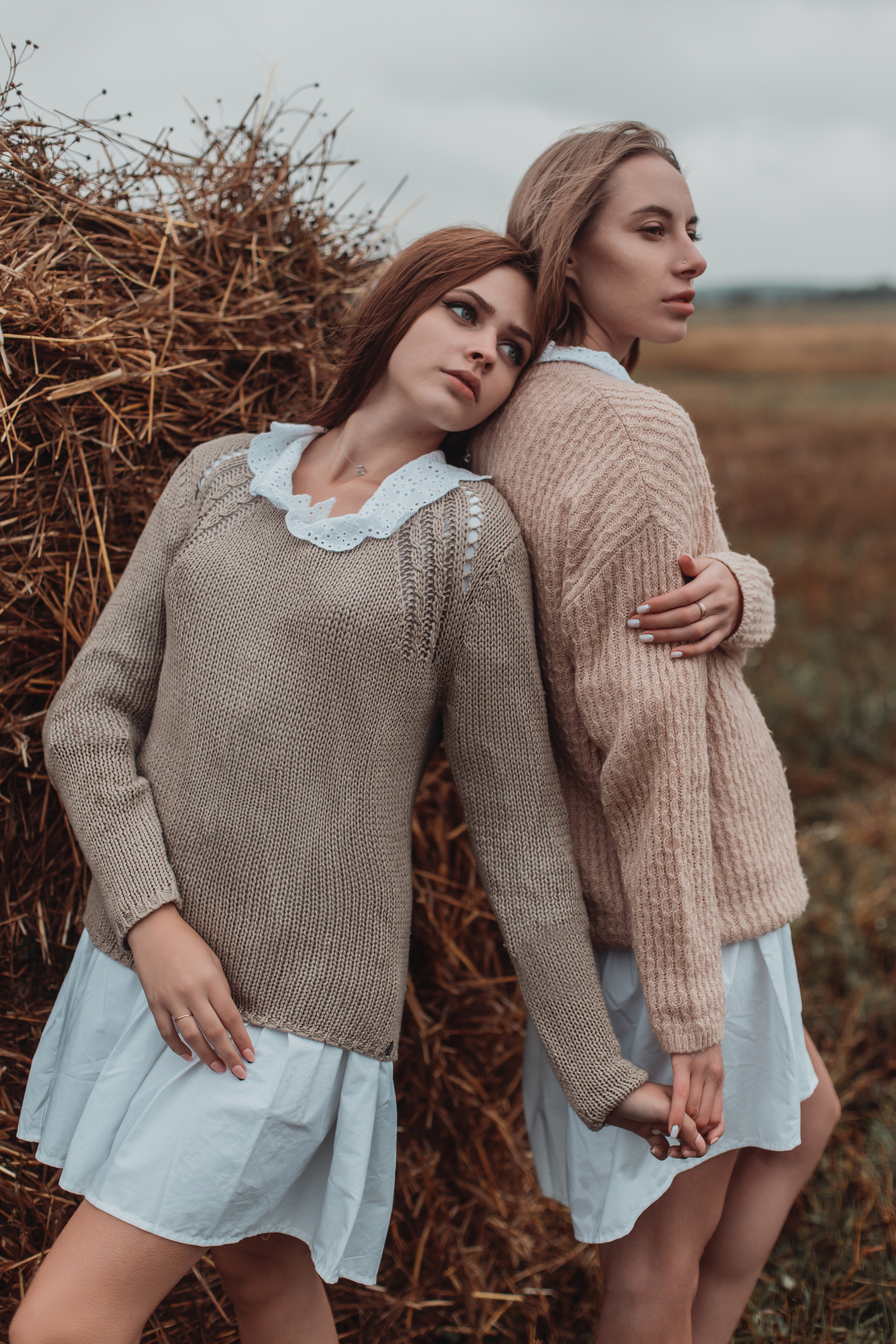 Пасмурные поля: близняшки Mirror. Креатор Ольга Яш