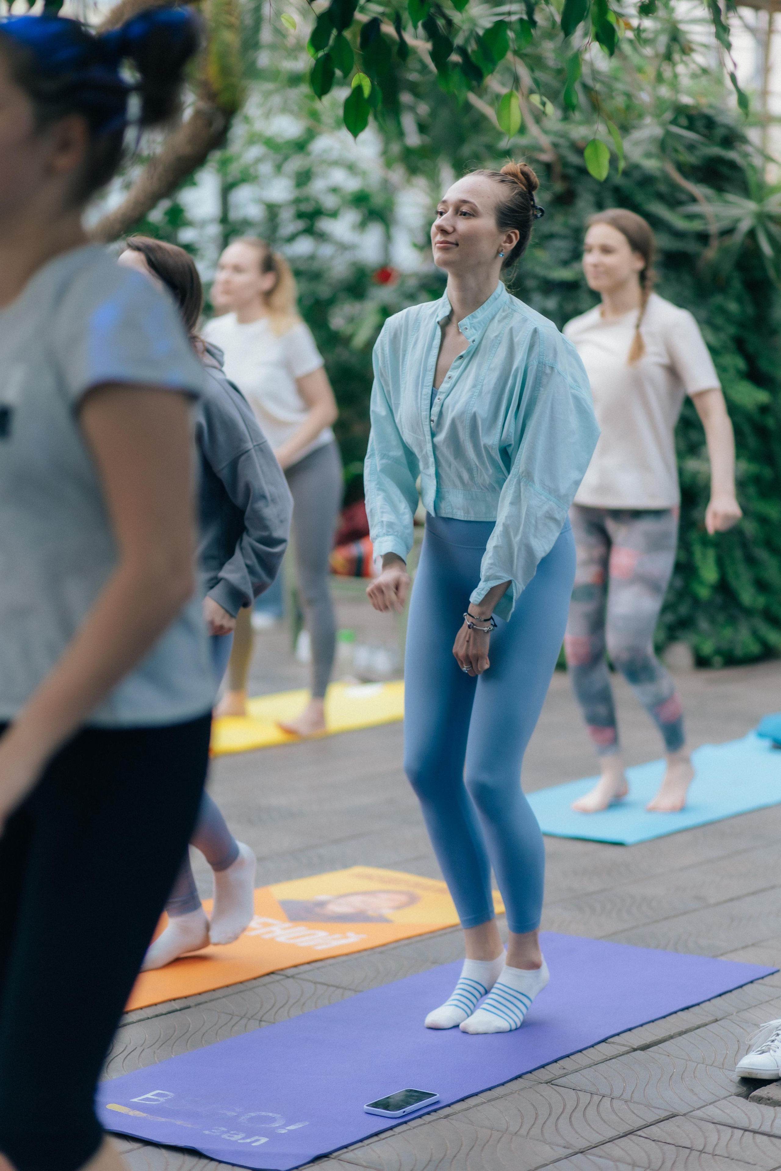 Йога в Оранжерее. Креатор Ольга Яш